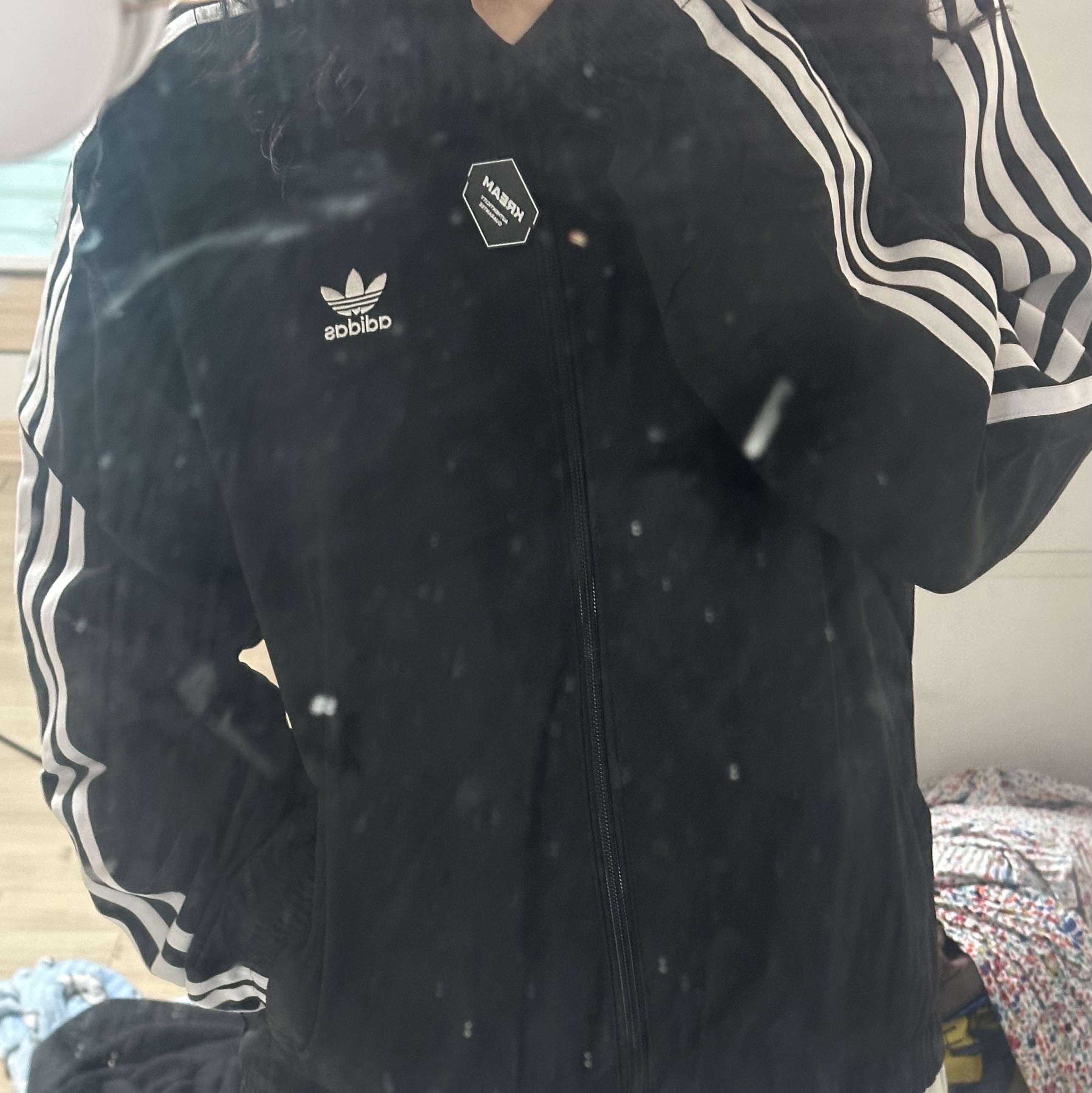 (W) Adidas Originals Woven Track Top Black - KR Sizing 착용 스타일