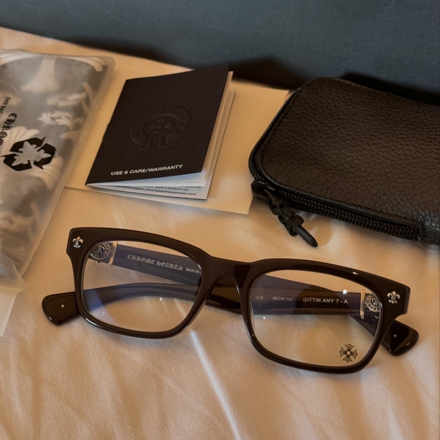 Chrome Hearts Gittin Any?-A Classic Brown 착용 스타일 - 3