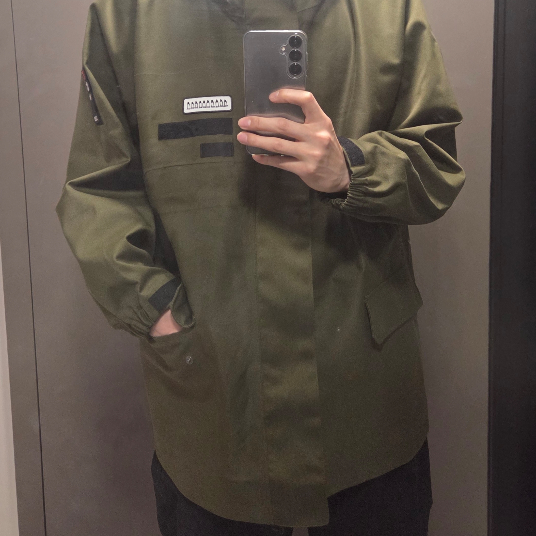 Nike x Tom Sachs Nikecraft I.S.R.U Uniform Hooded Jacket Olive Canvas (DC5702-334) 착용 스타일