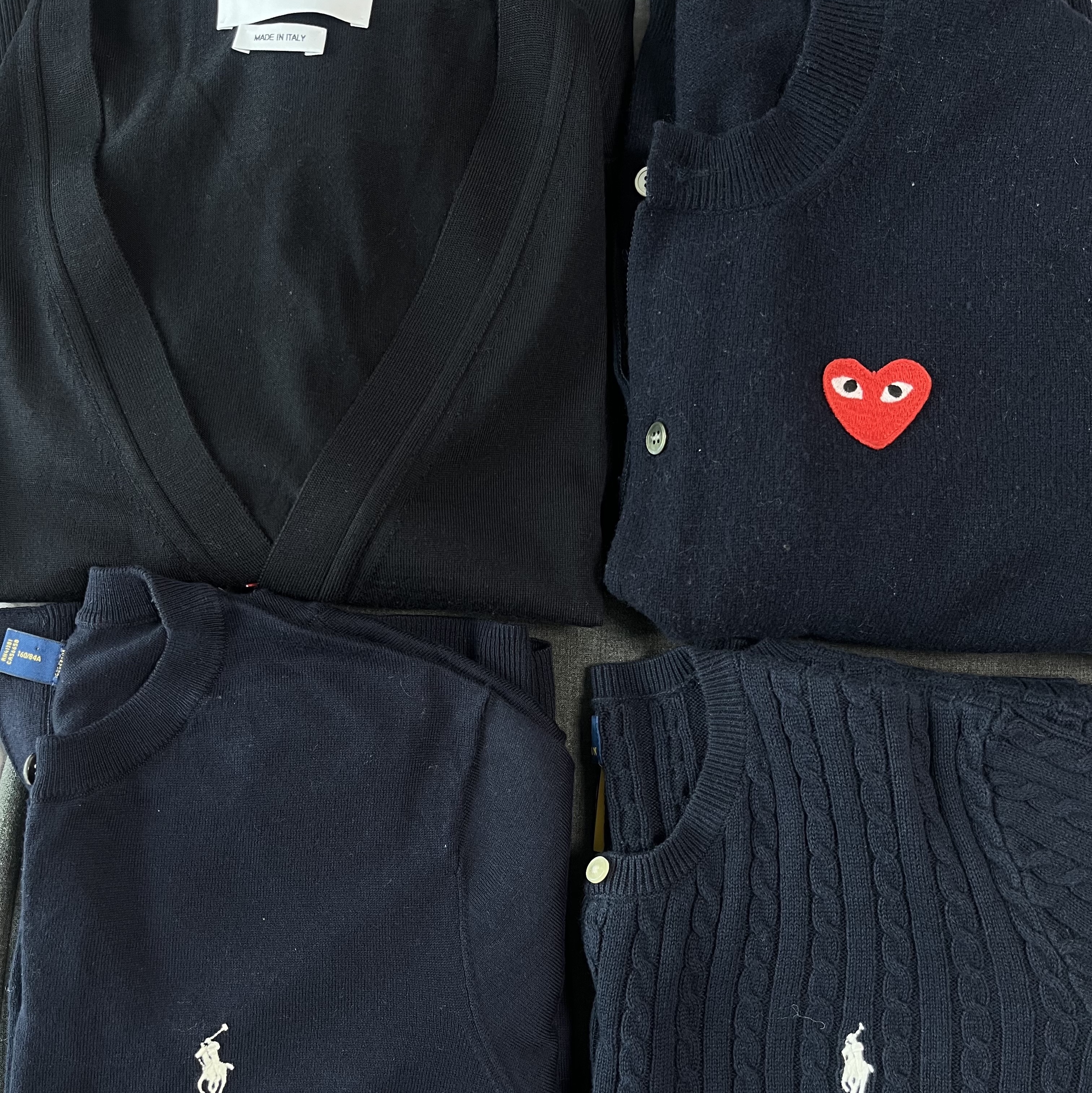 Thom Browne Sustainable Fine Merino Wool 4-Bar Classic Cardigan Navy, Play Comme des Garcons Red Heart Knit Cardigan Navy 착용 스타일