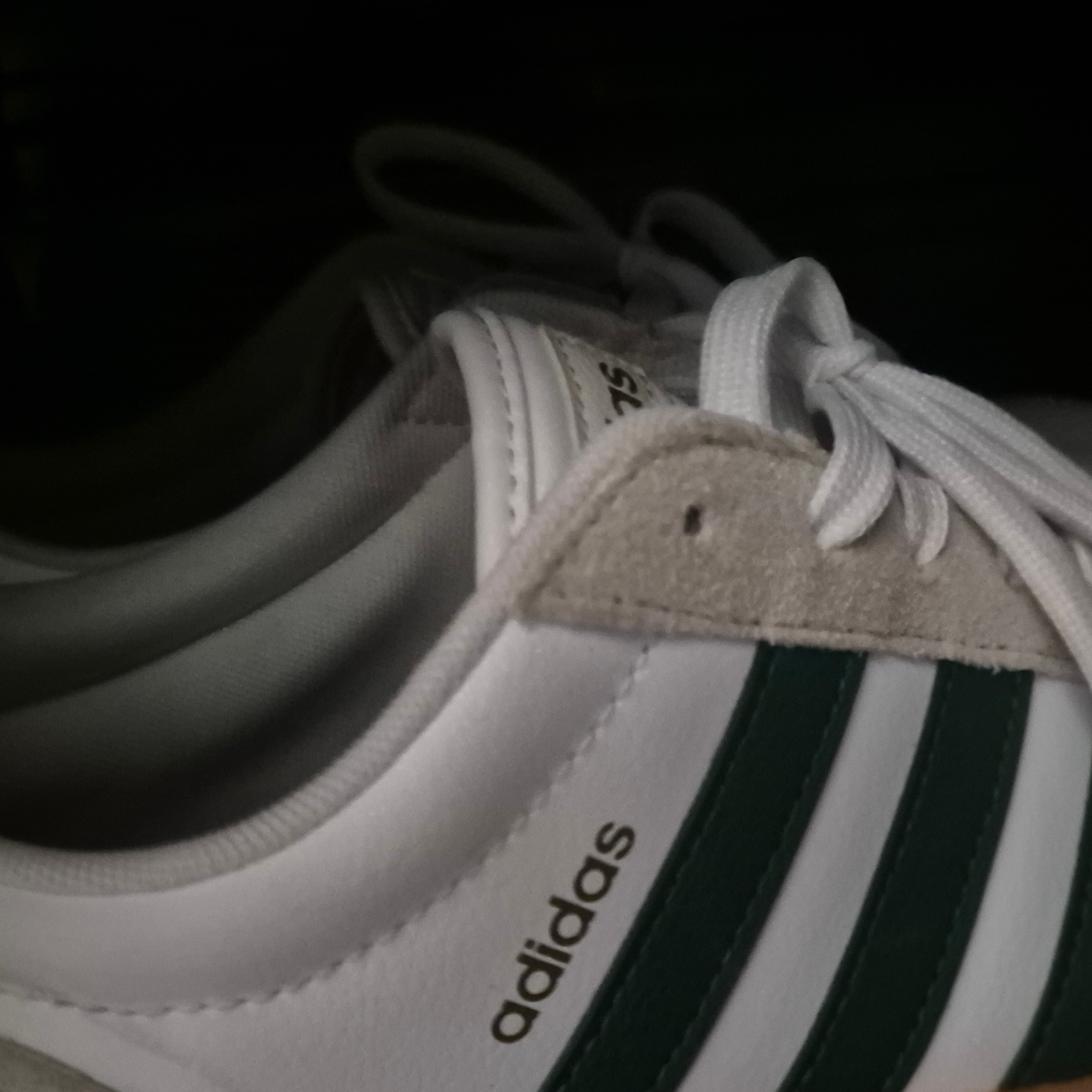 Adidas Gradas Collegiate Green 착용 스타일