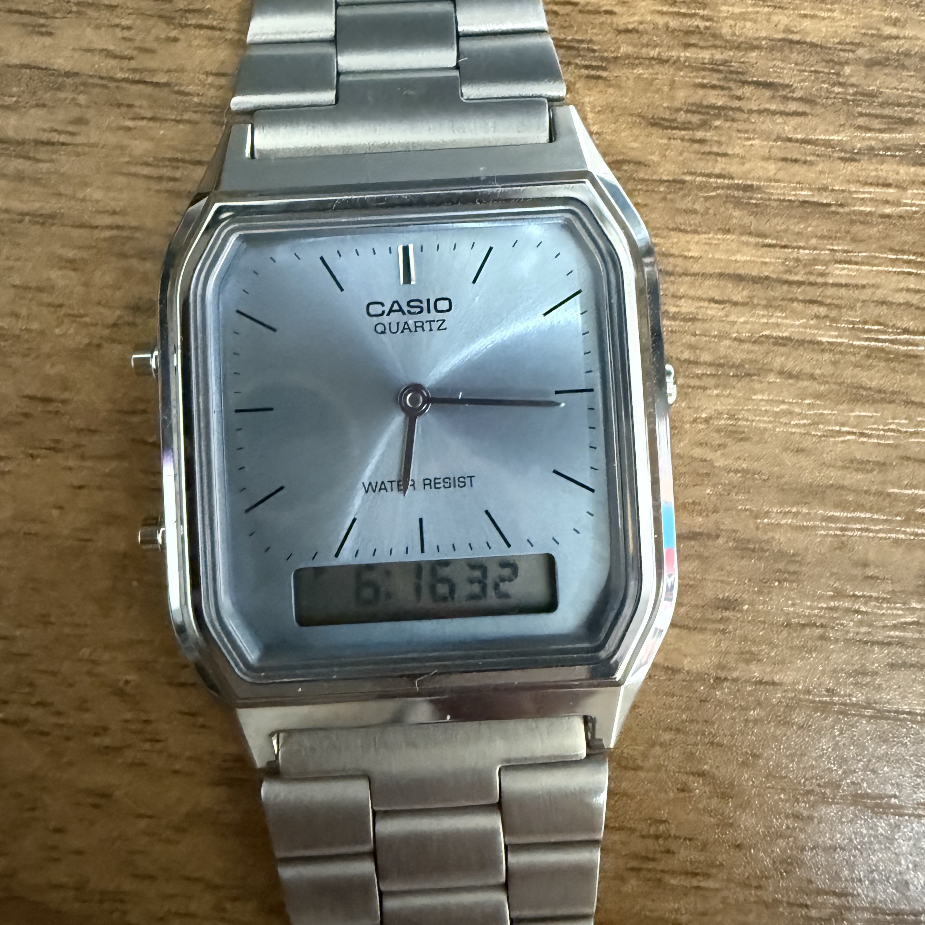 Casio AQ-230A-2A1MQY 착용 스타일
