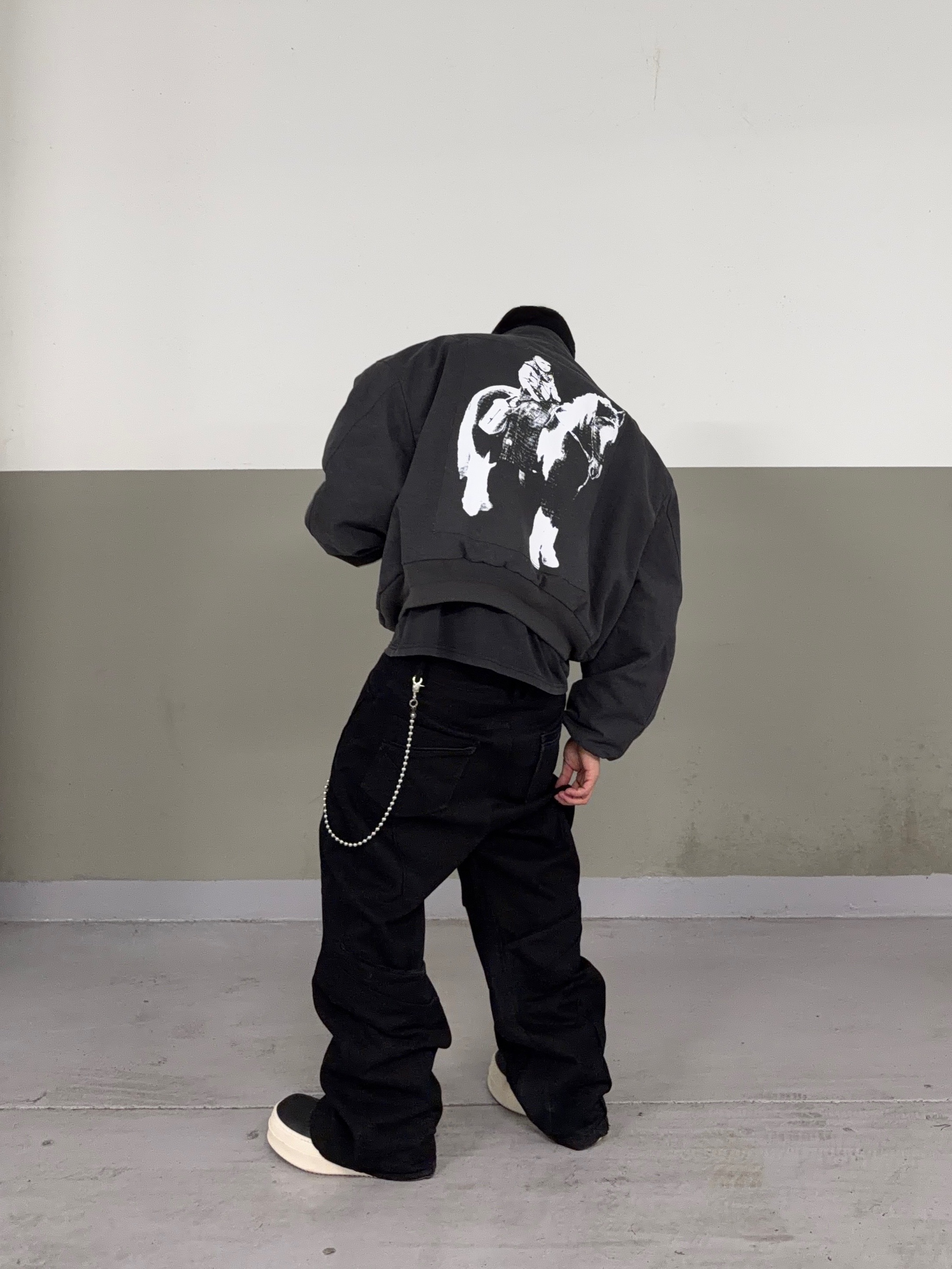 Rick Owens Mega Bumper Geobasket Black Milk, Rick Owens Concordians Mega Bumper Geobasket 착용 스타일 - 1