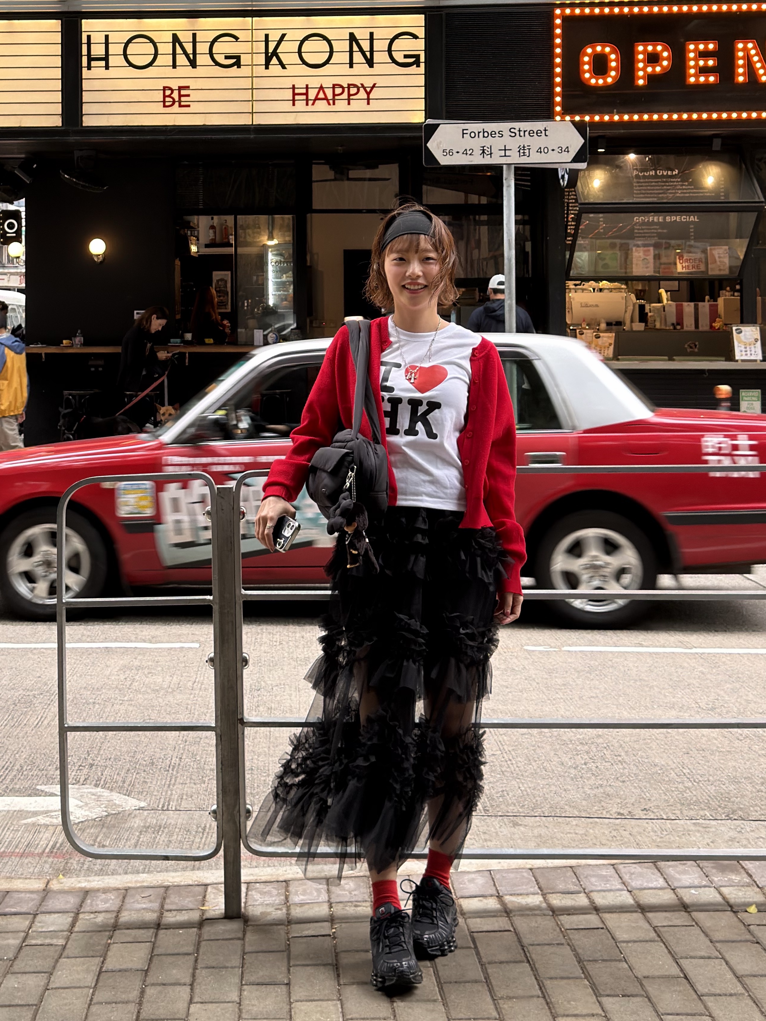 (W) Nike Shox TL Black and Max Orange, (W) Nike NSW Leg-A-See Bike Shorts Black - US/EU 착용 스타일 - 4