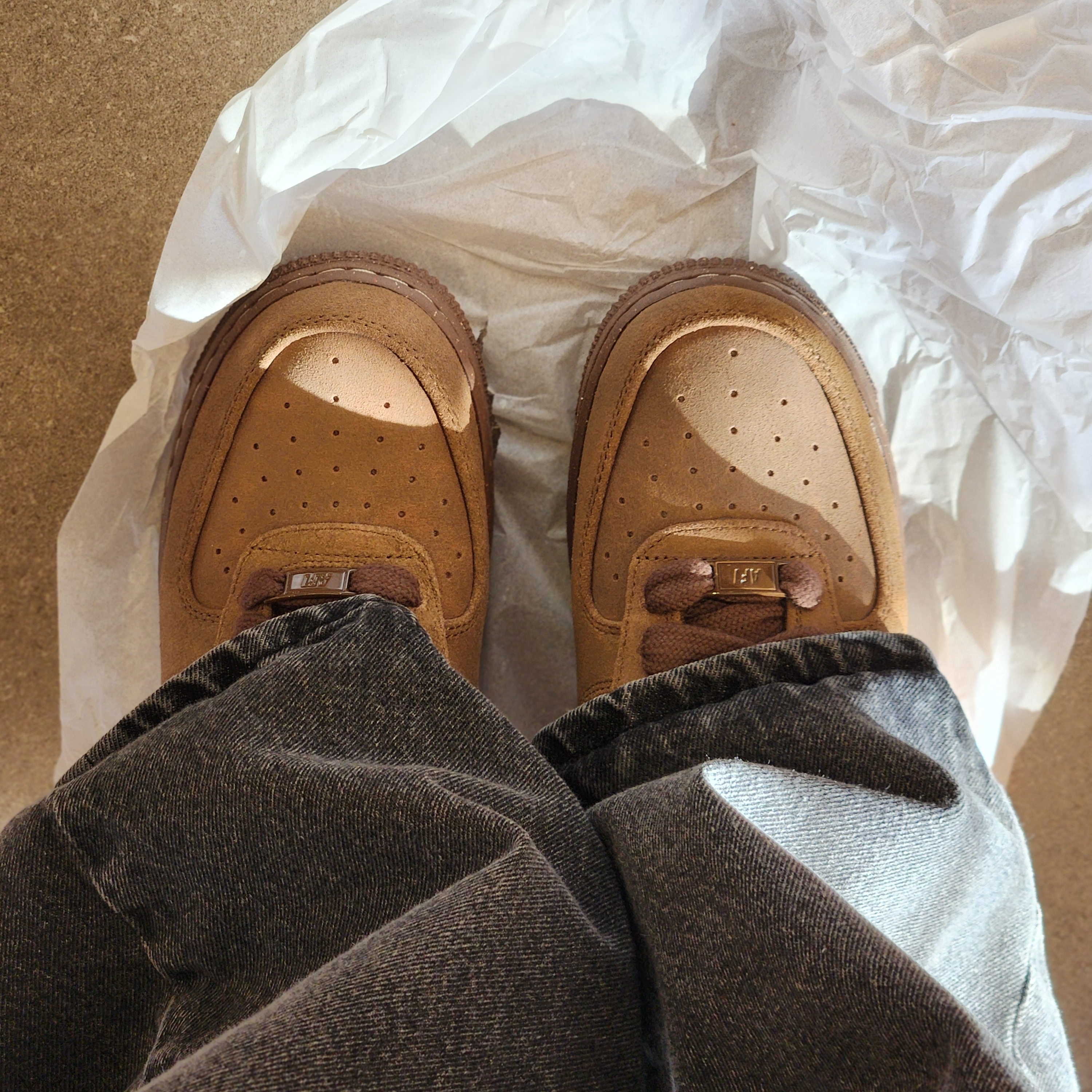 (W) Nike Air Force 1 '07 Cacao Wow 착용 스타일 - 1