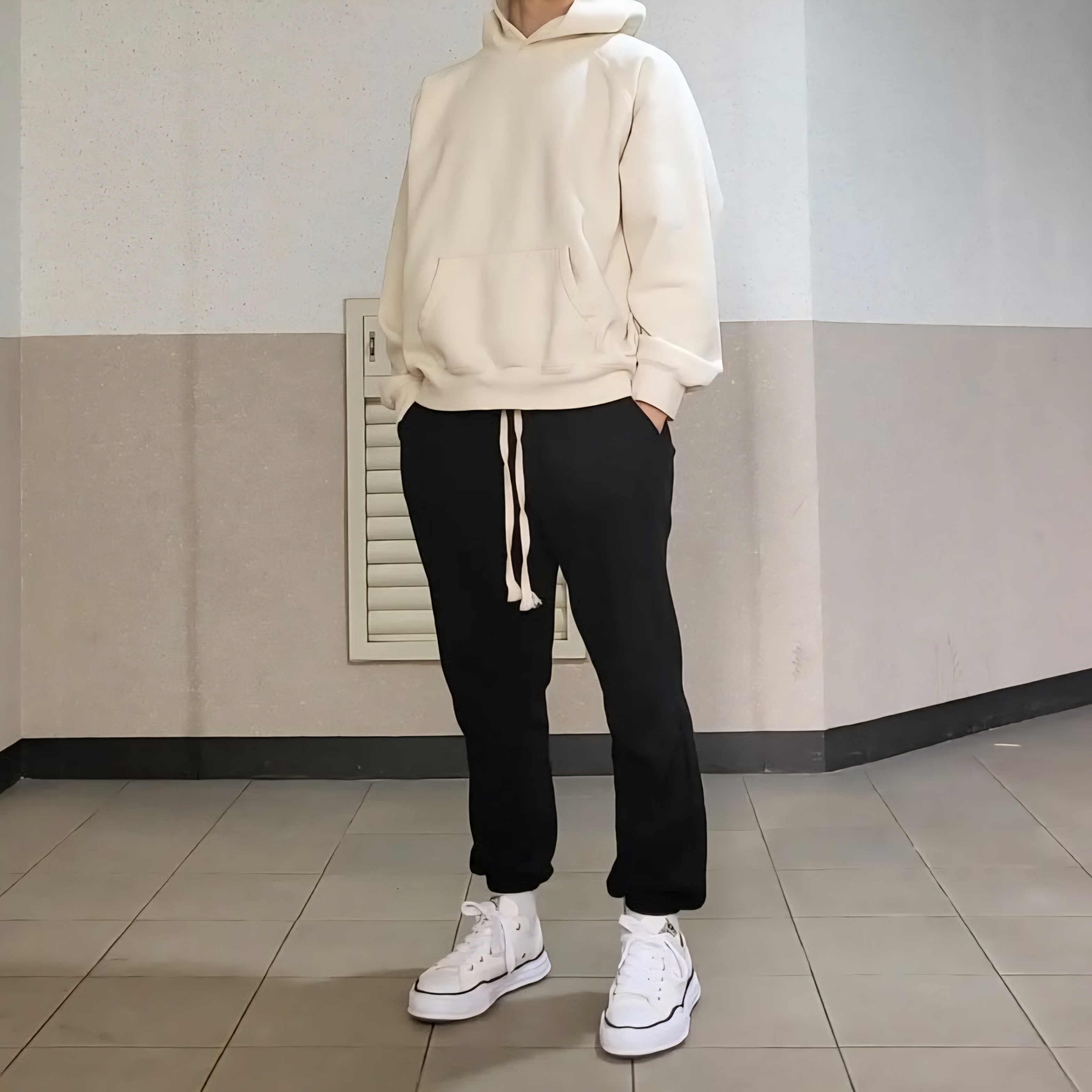 Maison Mihara Yasuhiro Peterson23 OG Sole Canvas Low-top Sneakers White, Essentials Pull-Over Hoodie Cream - 21SS 착용 스타일