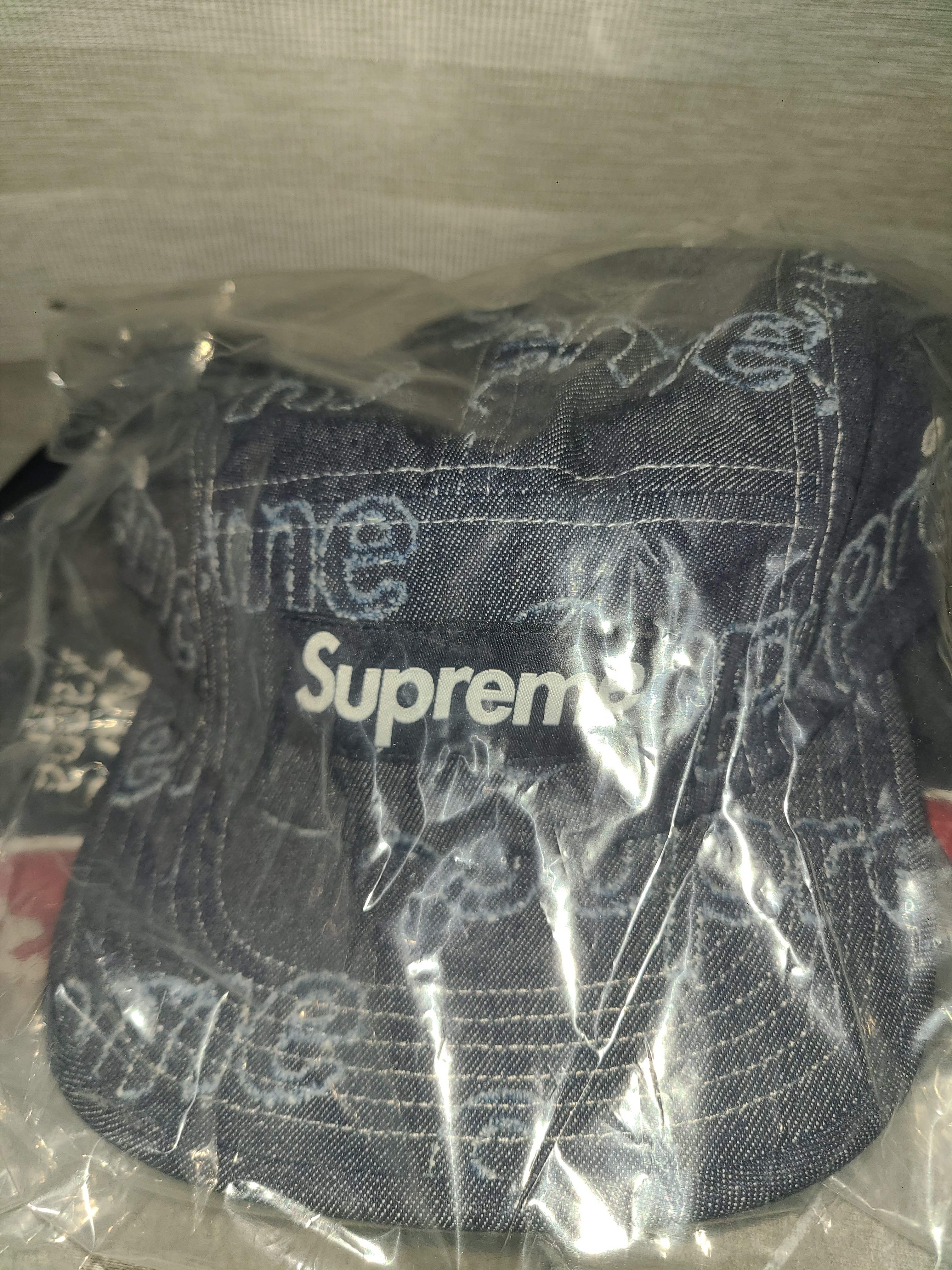 Supreme Lasered Denim Camp Cap Navy - 24FW 착용 스타일 - 1