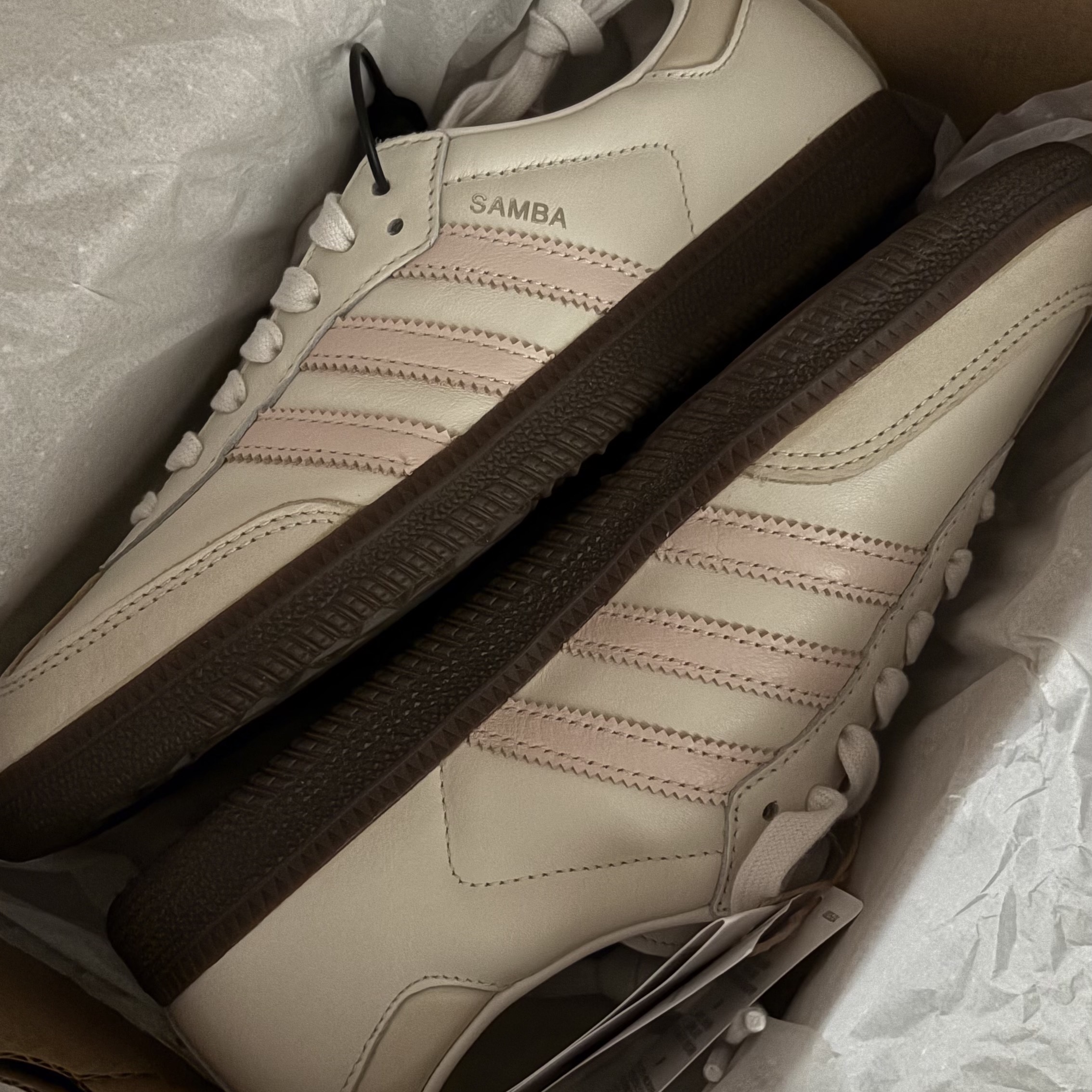 (W) Adidas Samba OG Cloud White Wonder Quartz 착용 스타일 - 1