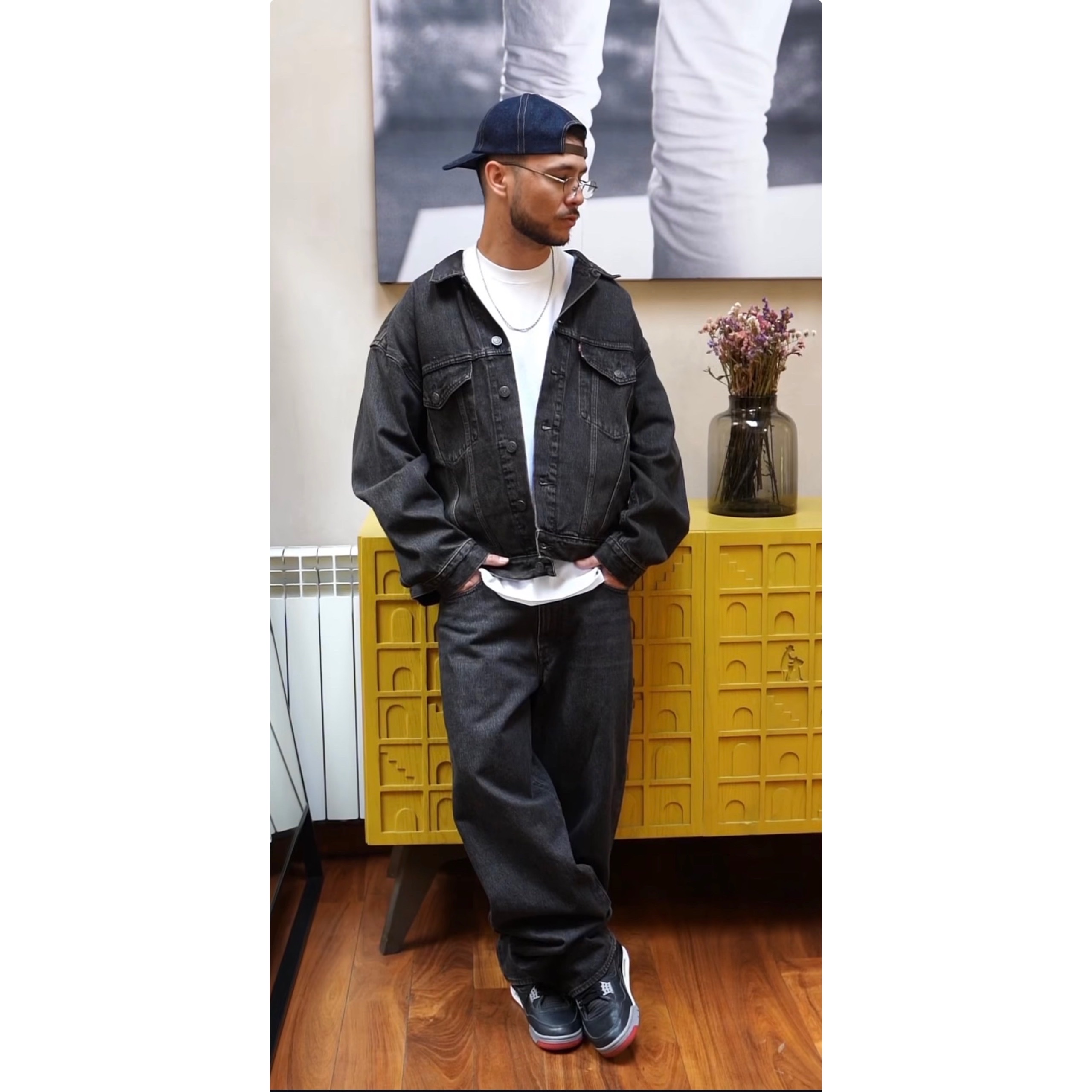 Levi's x Jordan Type III Trucker Black 착용 스타일 - 1
