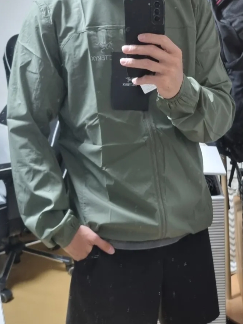 Arc'teryx Squamish Hoody Forage 착용 스타일 - 2