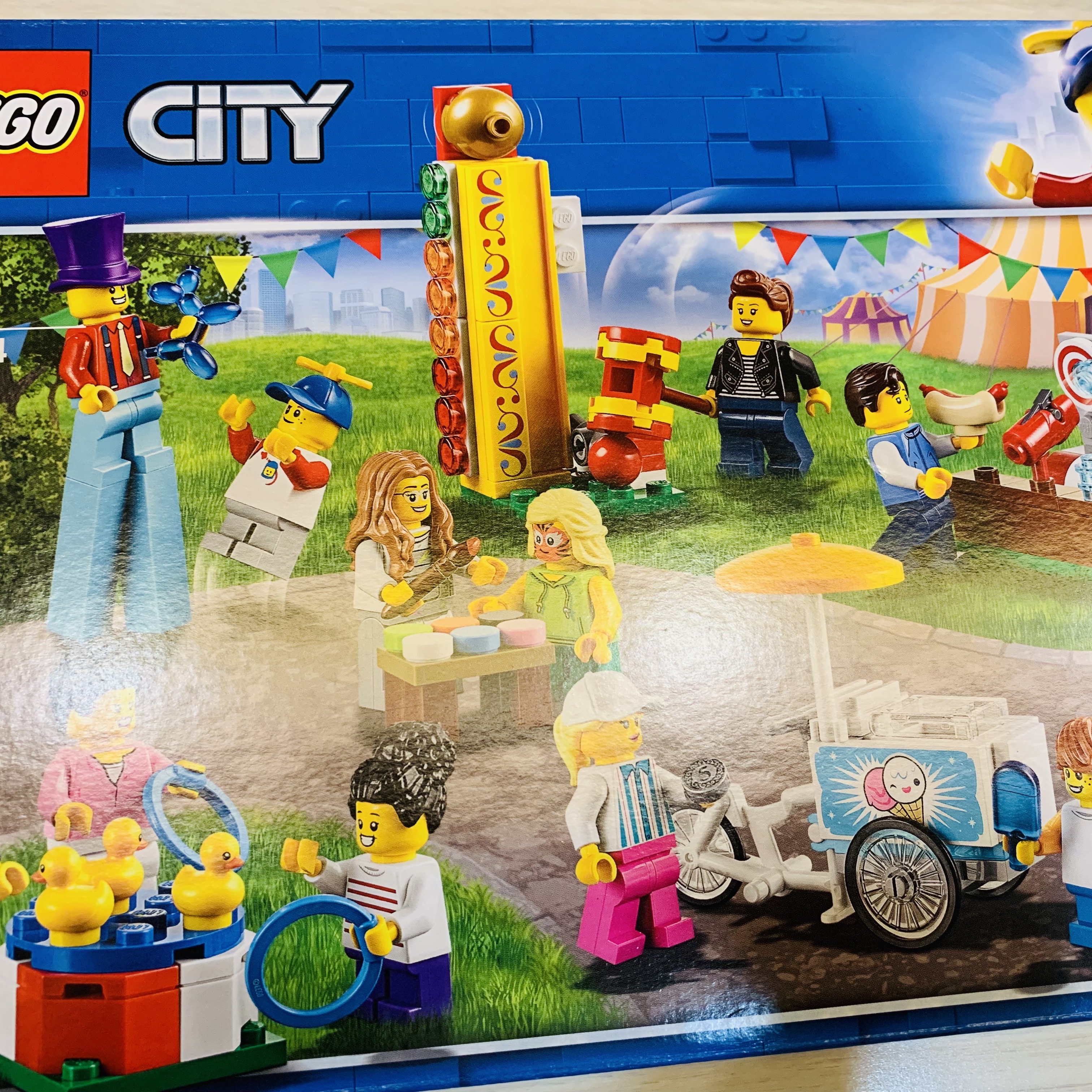 Lego People Pack - Fun Fair 착용 스타일