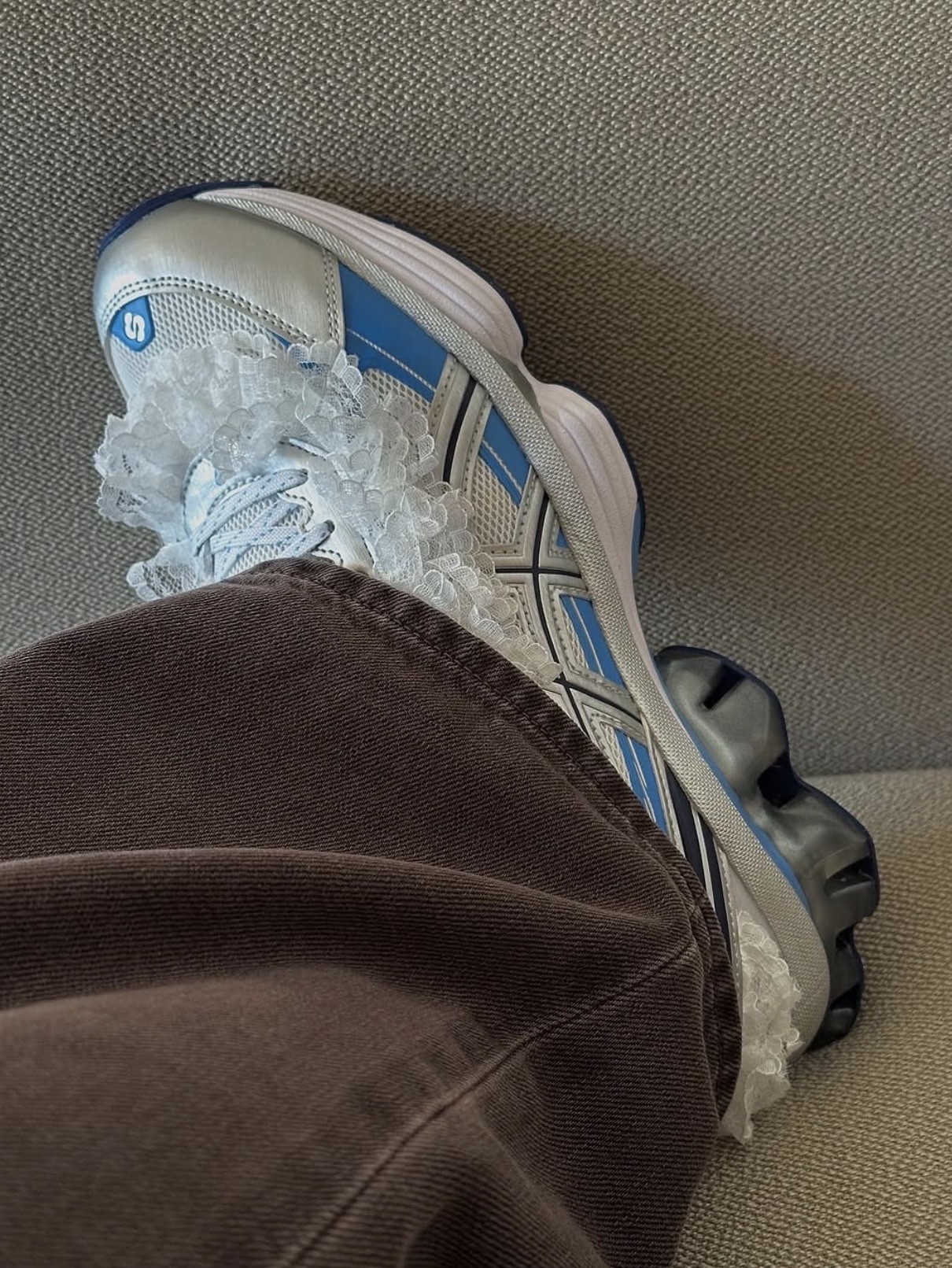 Asics x Shushu Tong Gel-Kinetic Fluent White Dive Blue 착용 스타일 - 5