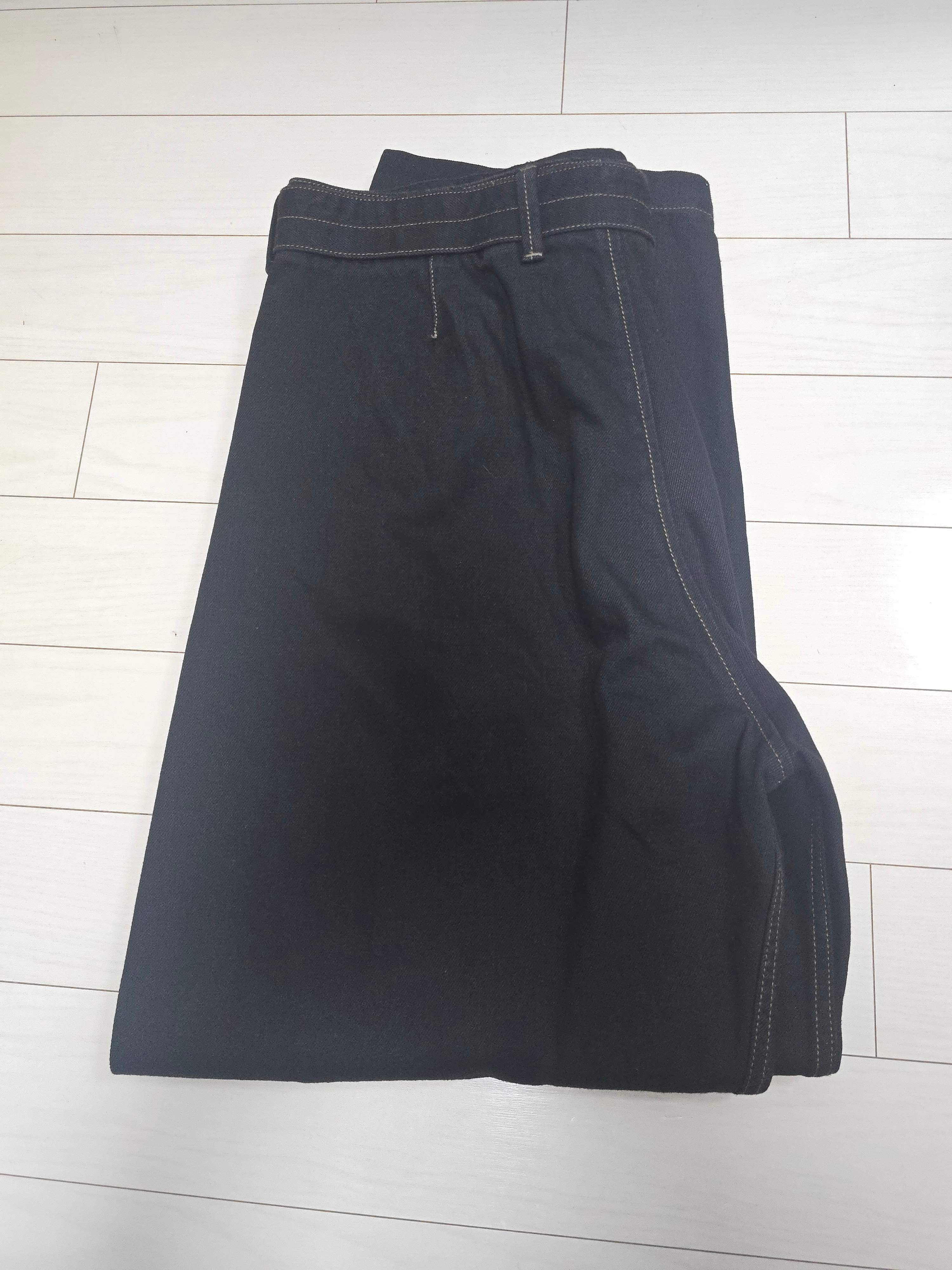 Lemaire Twisted Belted Pants Heavy Denim Black 착용 스타일