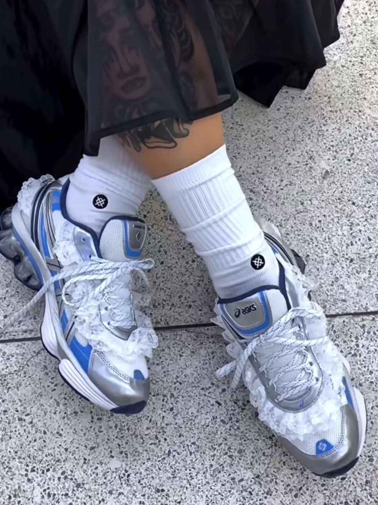 Asics x Shushu Tong Gel-Kinetic Fluent White Dive Blue 착용 스타일 - 2