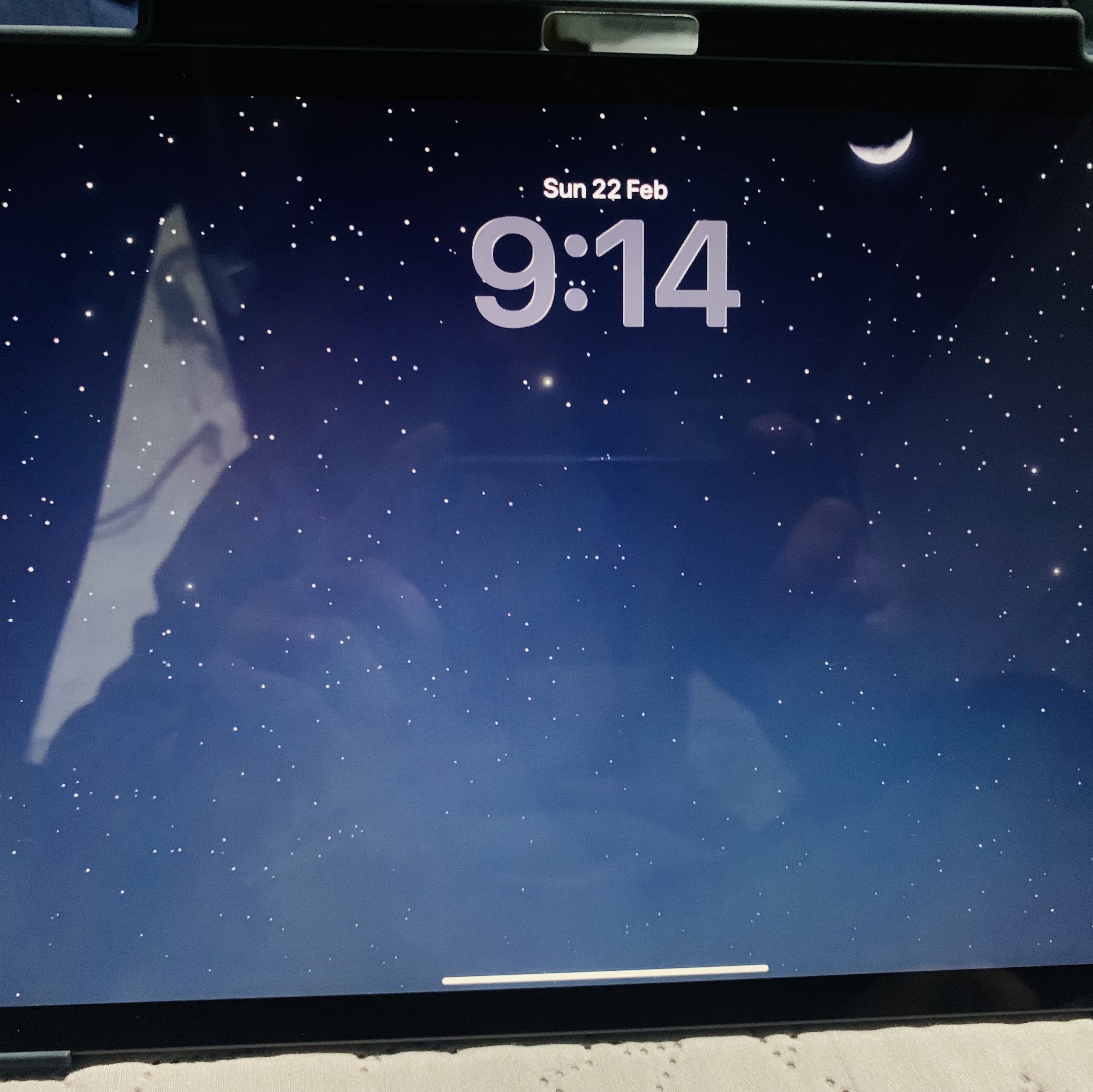 [S등급] Refurbished iPad Pro 11 Gen-3 wifi+cell M1 128GB Spacegray 착용 스타일 - 2