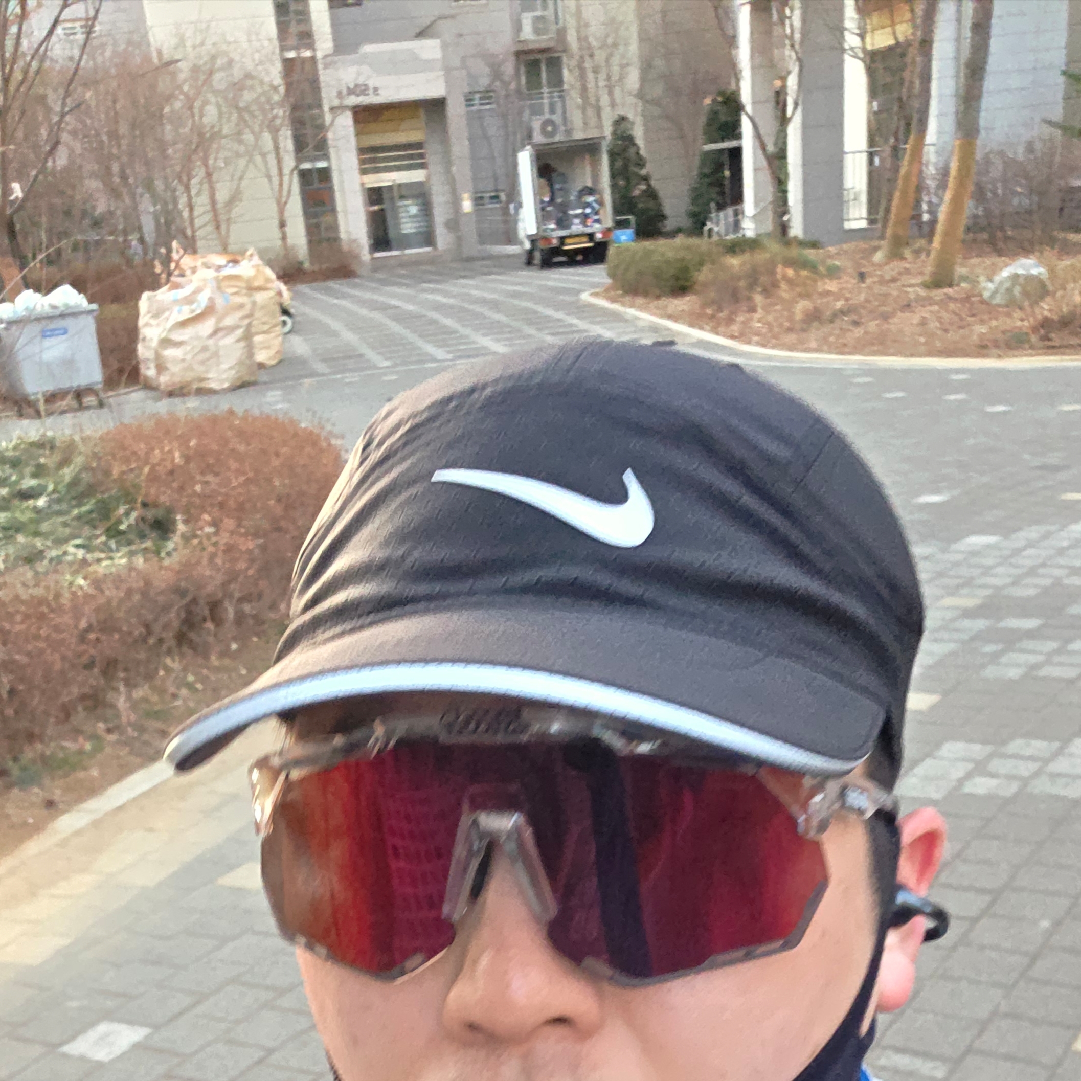 Nike Dri-Fit Adv Fly Unstructured Reflective Design Cap Black 착용 스타일