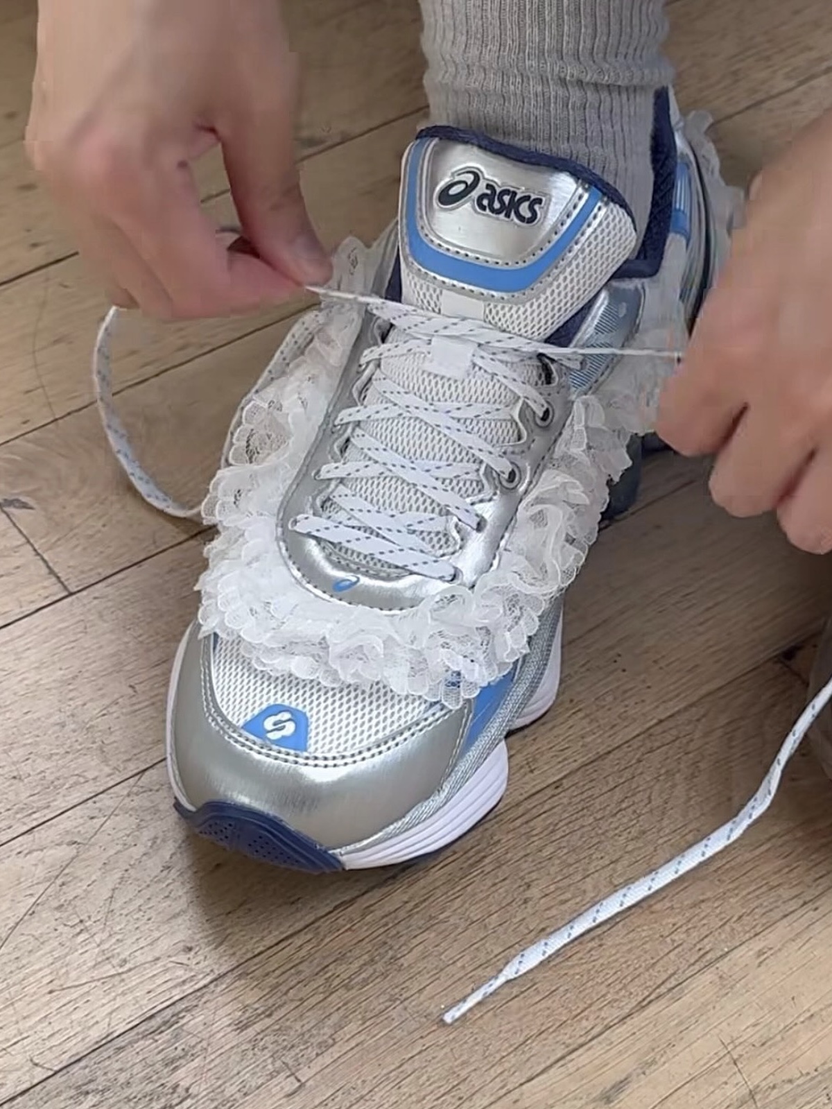 Asics x Shushu Tong Gel-Kinetic Fluent White Dive Blue 착용 스타일 - 3