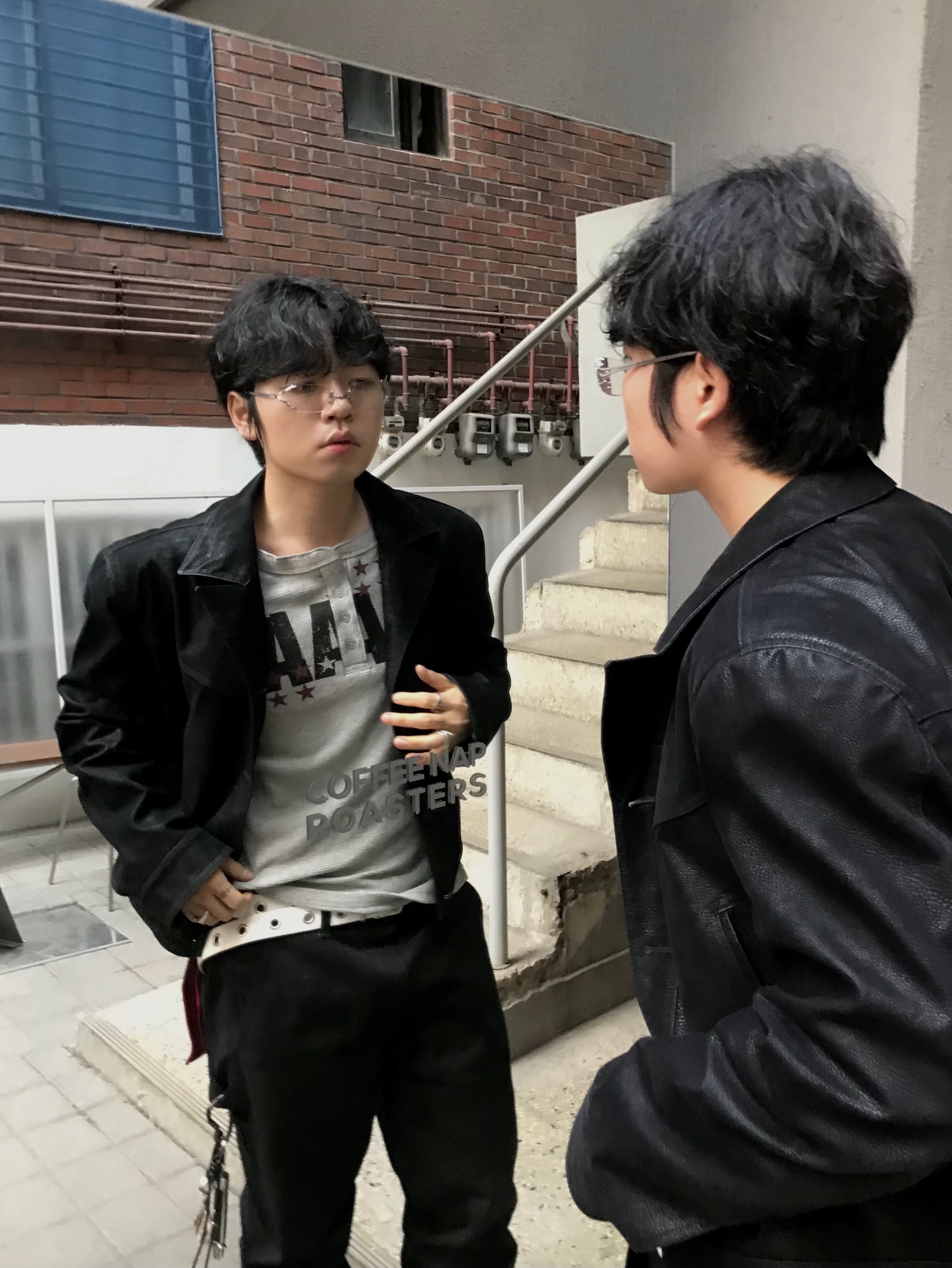 Dr. Martens x Rick Owens 1460 Quad Sole Mega Lace Boots Black, Haleine Cropped Nubuck Structured Jacket Black (WJ308) 착용 스타일 - 6