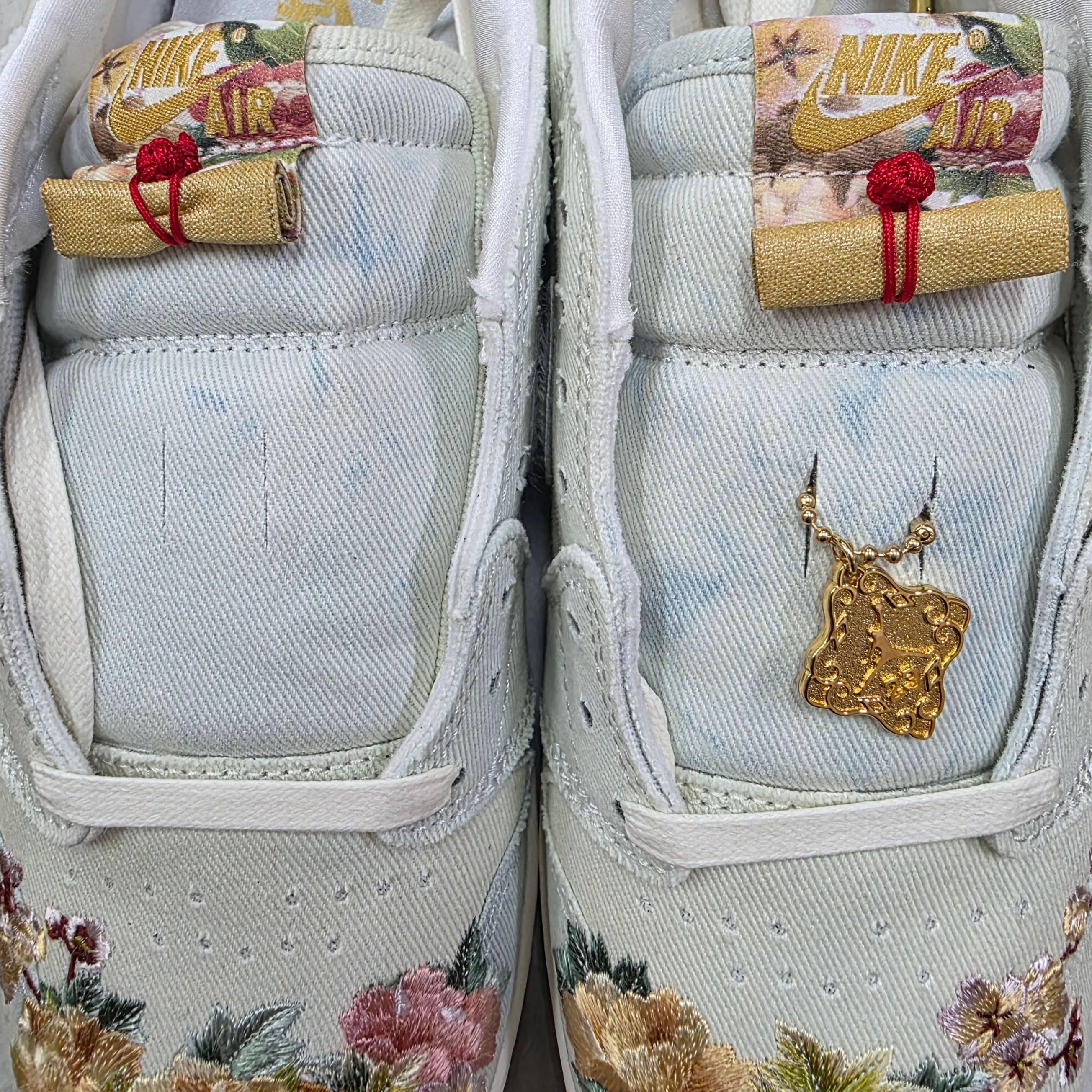 Jordan 1 Retro Low OG Greyish and Sail 착용 스타일 - 2