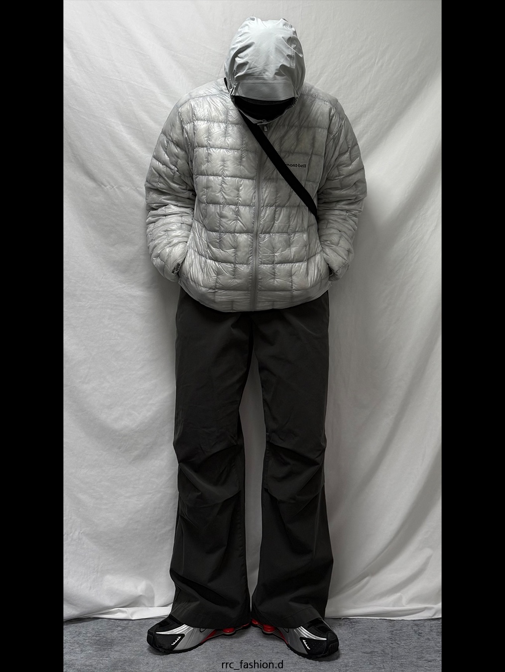 Montbell Plasma 1000 Down Jacket Light Silver, Nike Shox R4 Metallic Silver Red 착용 스타일 - 1