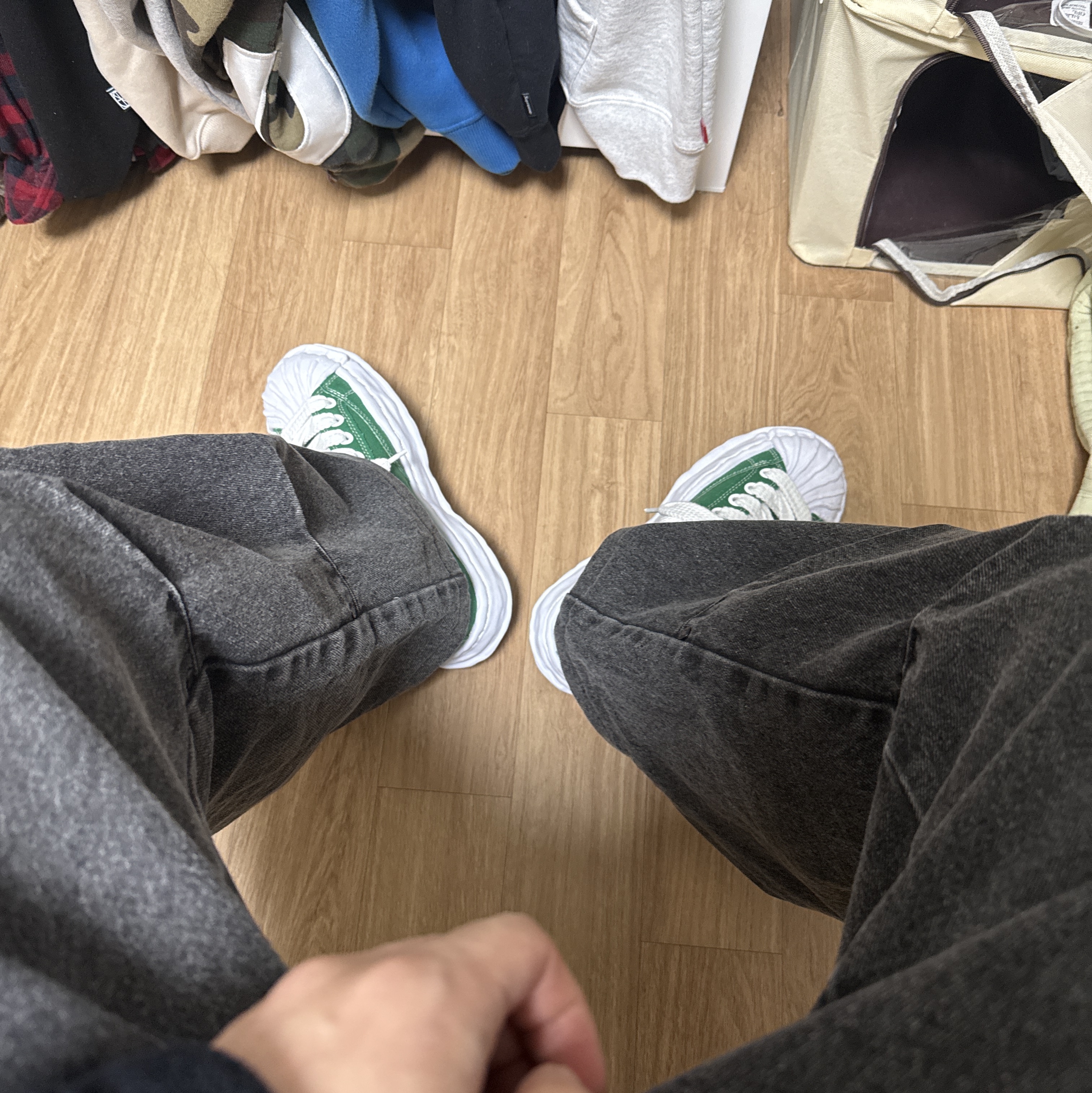 Maison Mihara Yasuhiro Blakey OG Sole Canvas Low-top Sneakers CL Green 착용 스타일 - 1