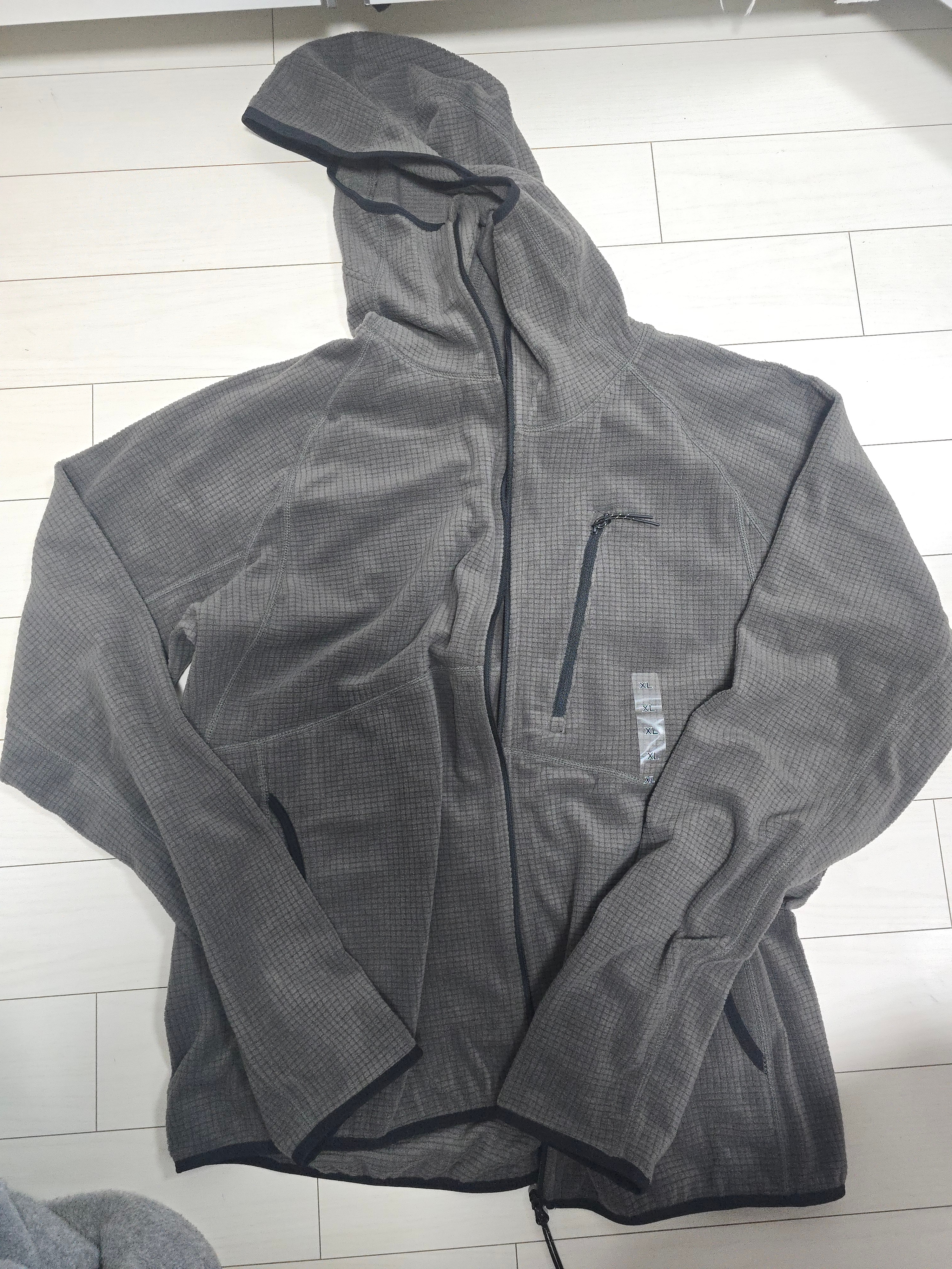 Musinsa Standard City Leisure Grid Polar Fleece Balaclava Hooded Zip Up Black 착용 스타일