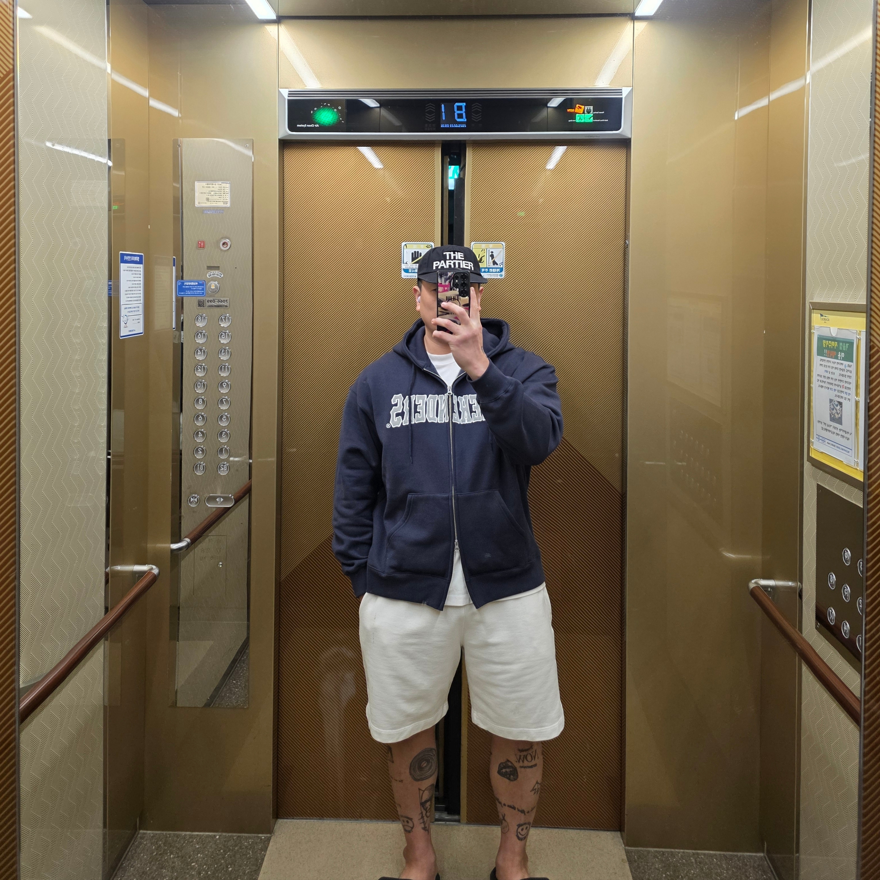 Punch Drunk Parties The Partier 5 Panel Cap Washed Black 착용 스타일