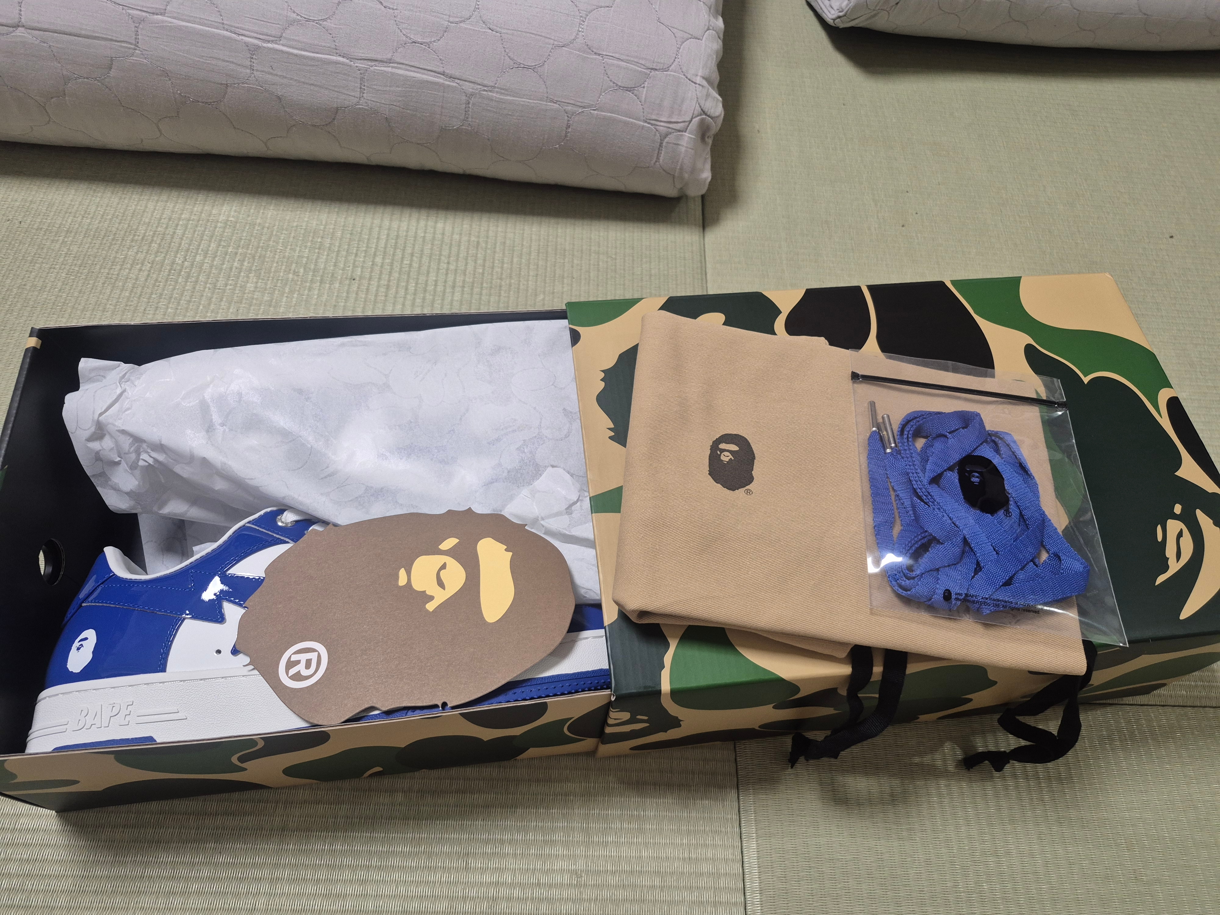 BAPE Sta #5 Blue, Supreme x The North Face Bleached Denim Print Fleece Jacket Indigo - 21FW 착용 스타일 - 2