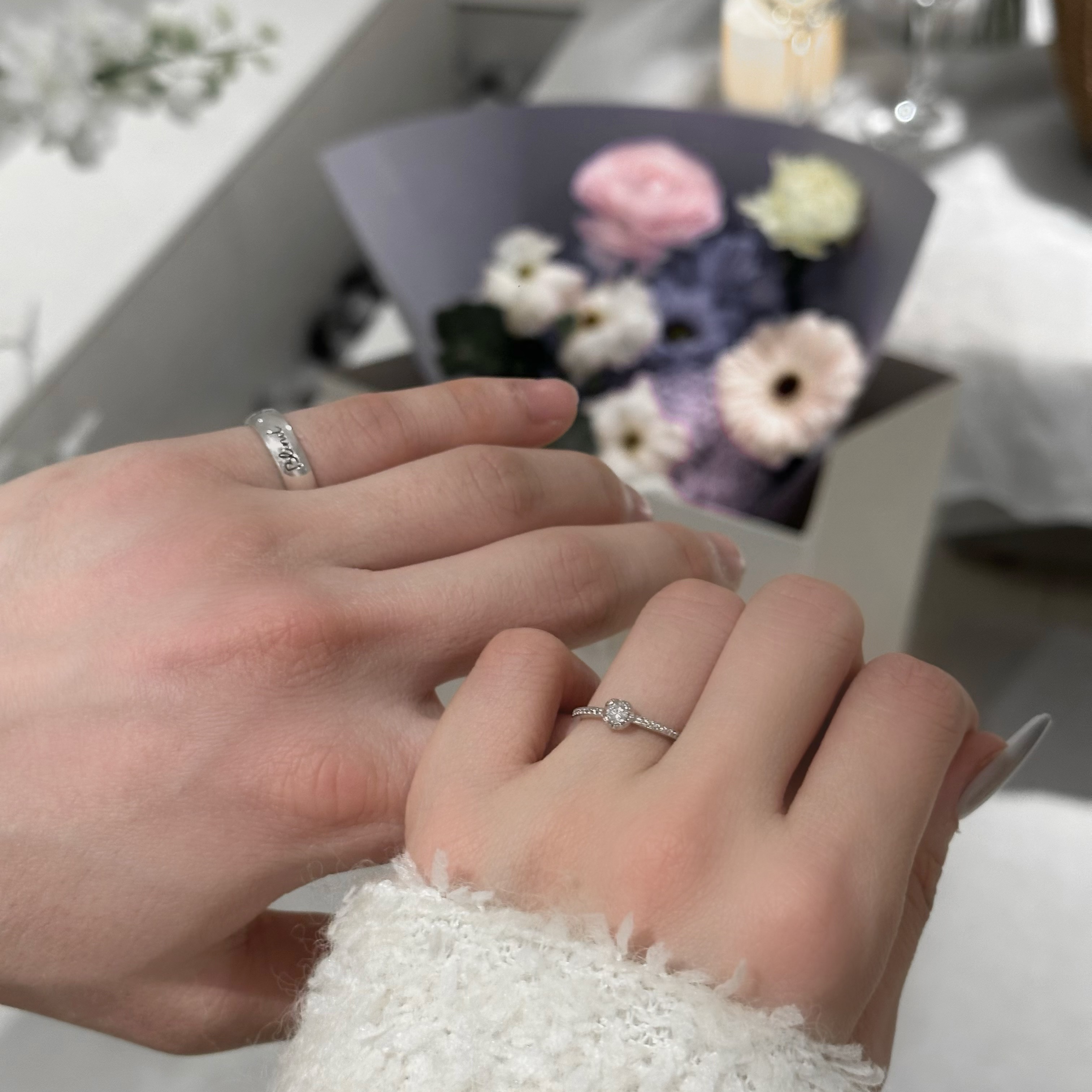 Gucci Blind For Love Ring Silver 착용 스타일