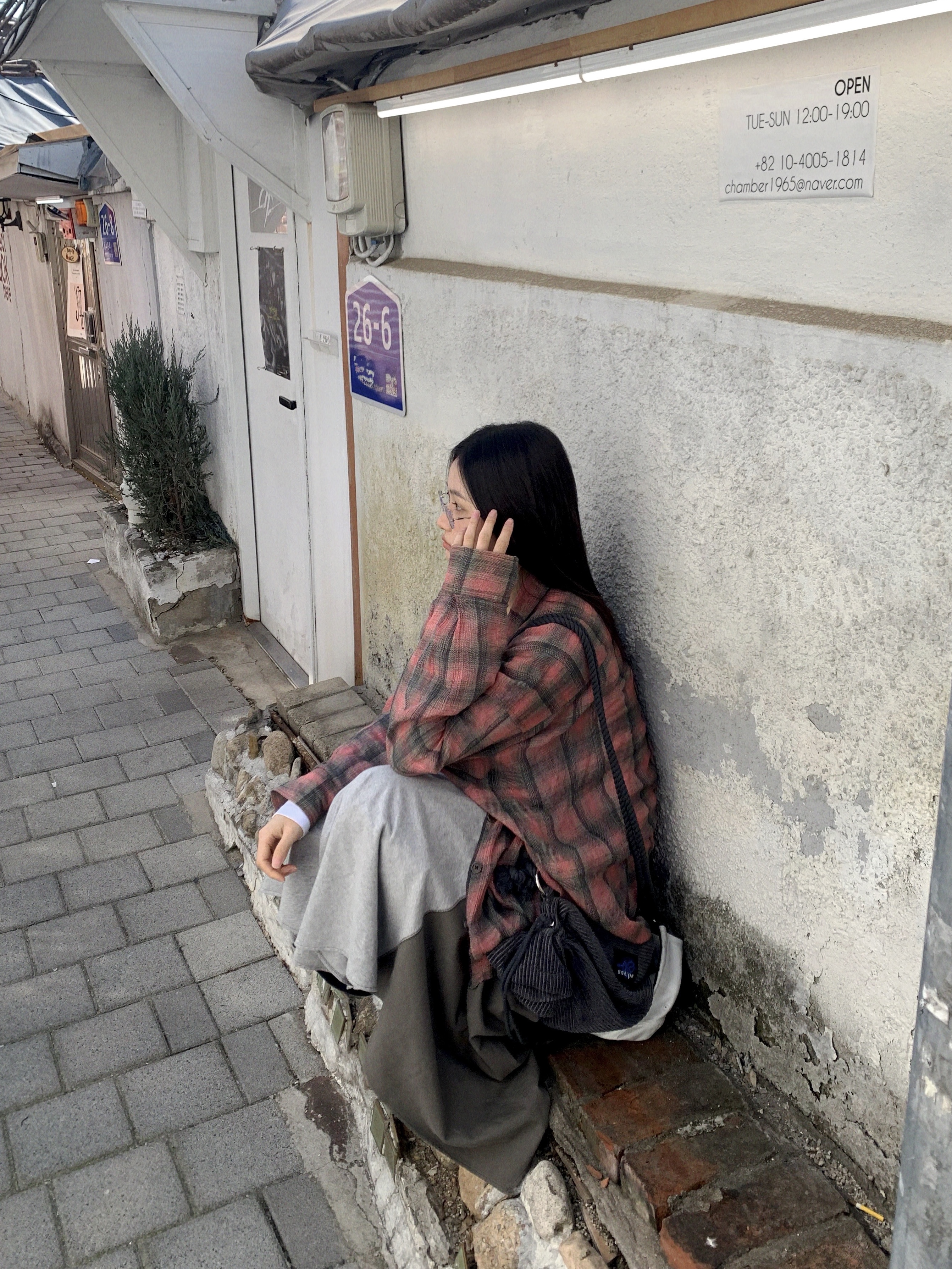 Our Legacy Borrowed Shirt Big Lumbercheck Print, New Balance 410v5 Black - 2E Wide 착용 스타일 - 4
