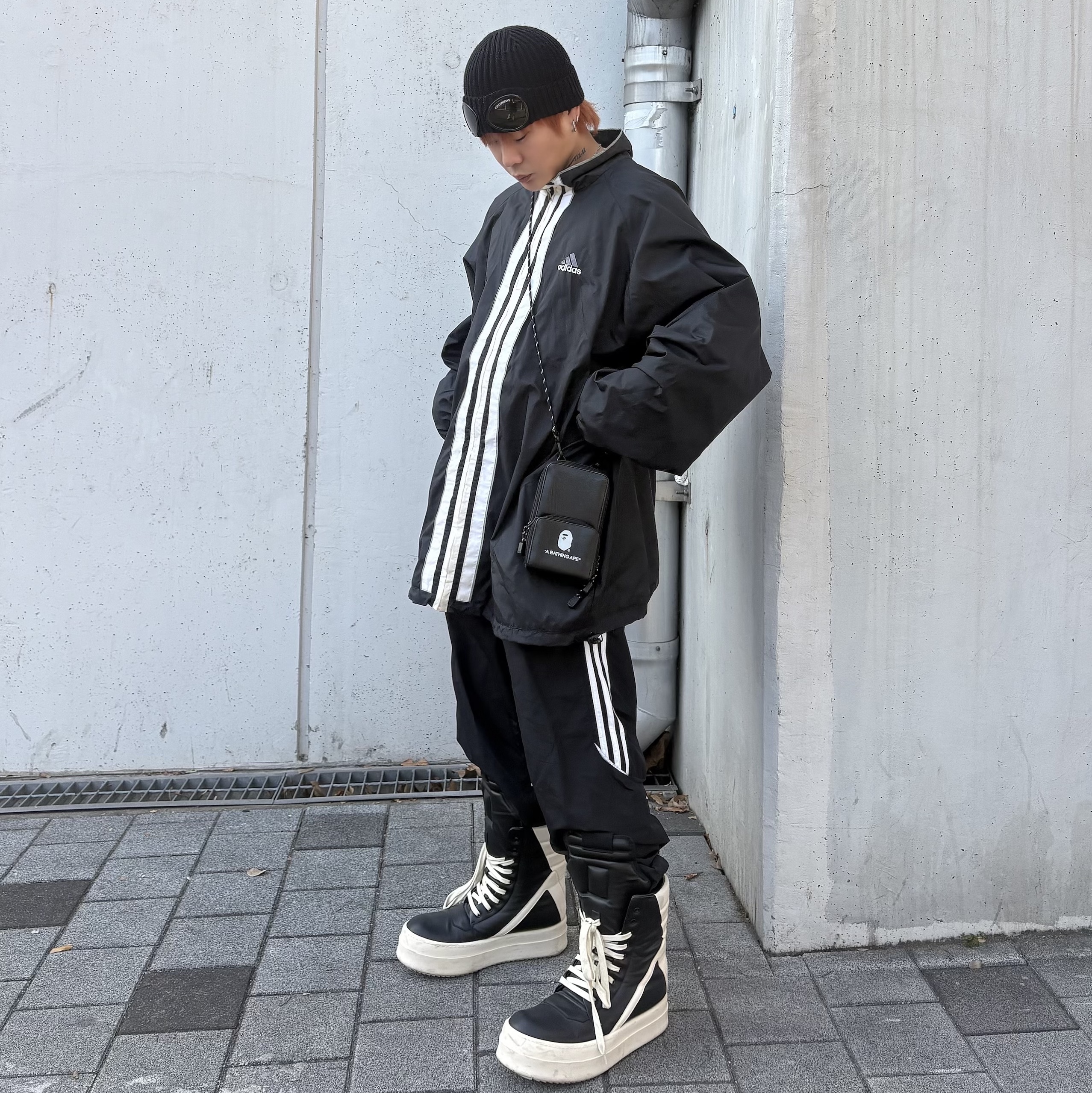 Rick Owens Mega Bumper Geobasket Black Milk, C.P. Company Cotton Goggle Beanie Black - 21SS 착용 스타일 - 2