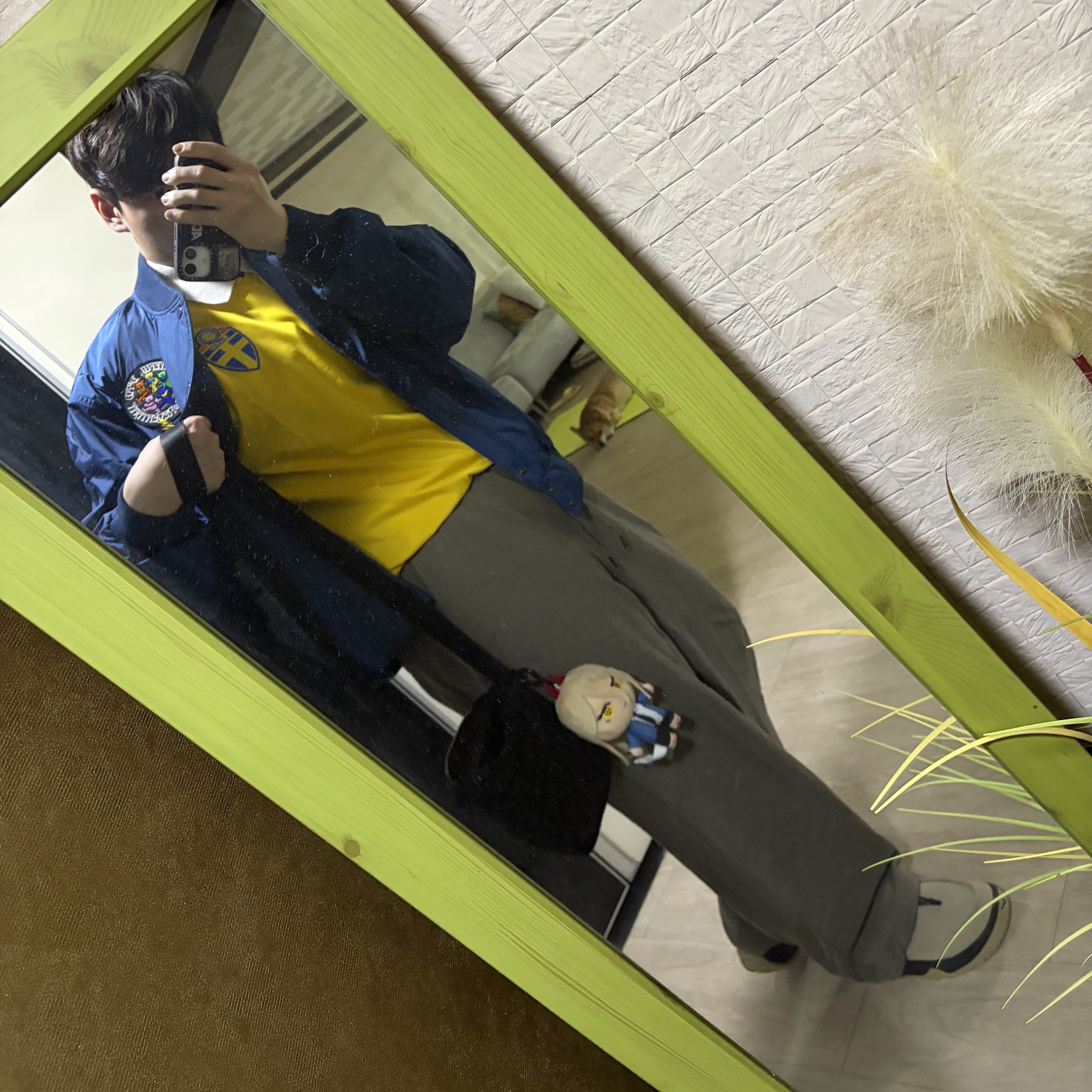 Nike ACG Izy Khaki and Black, Thisisneverthat x Grateful Dead Dancing Bears Baseball Jacket Blue 착용 스타일 - 1