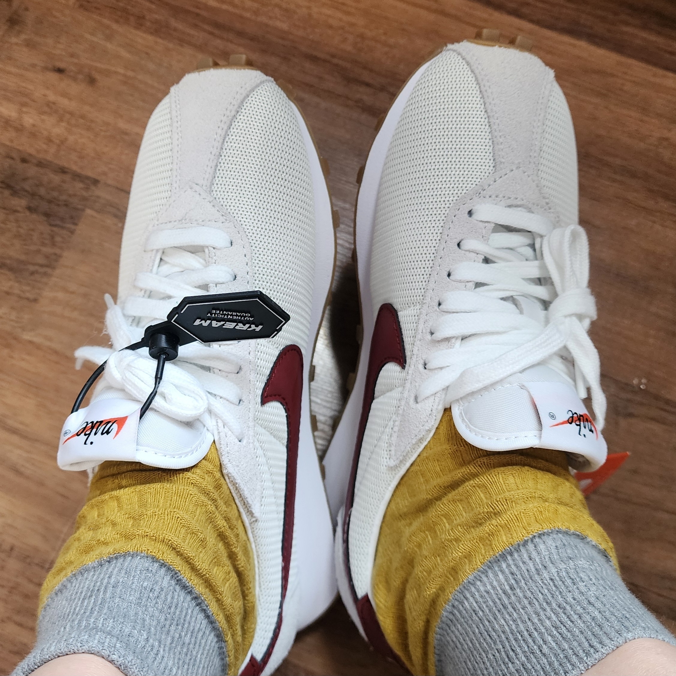 (W) Nike LD-1000 Summit White Sail 착용 스타일