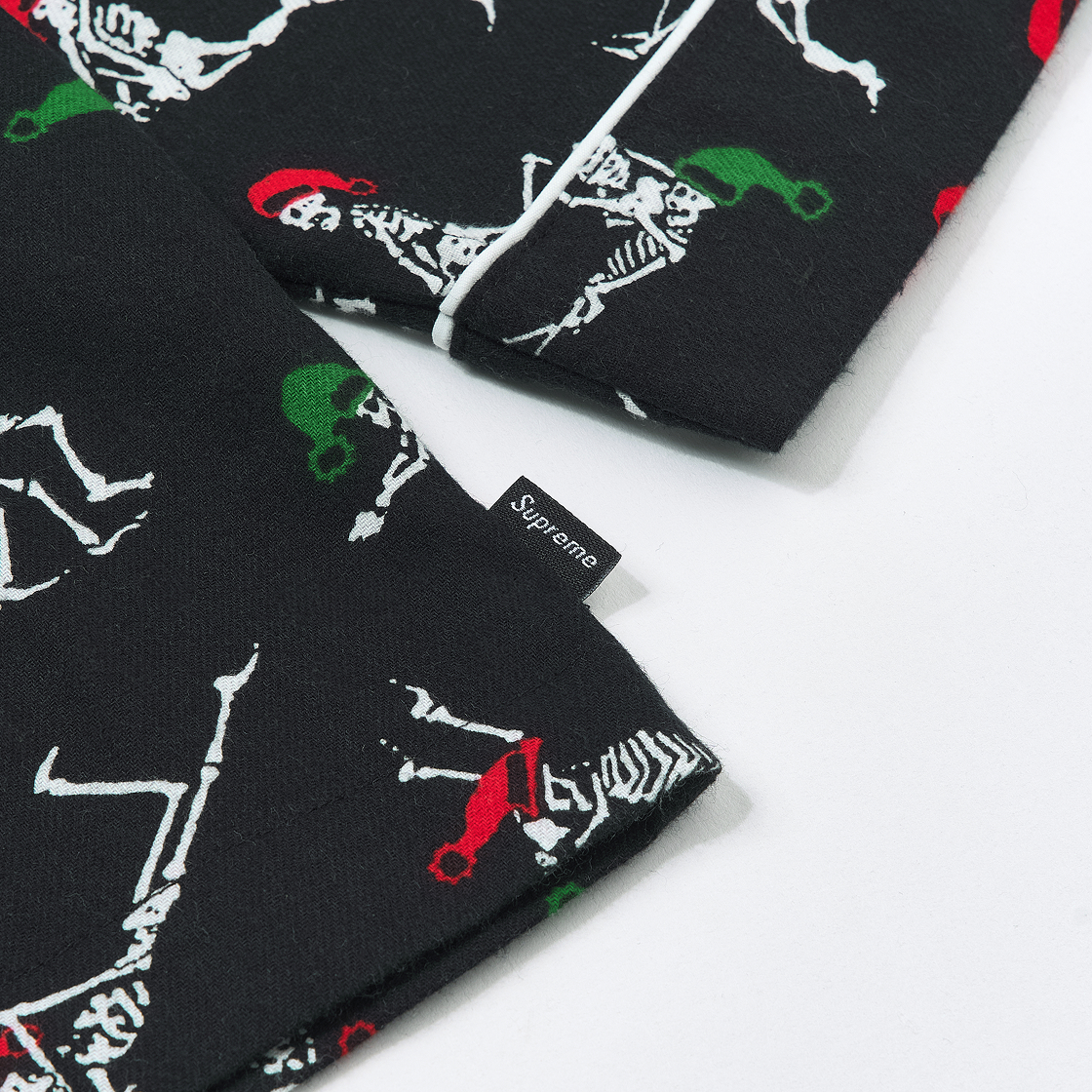 슈프림 홀리데이 파자마 세트 블랙 - 25FW(Supreme Holiday Pajama Set Black - 25FW) - 7