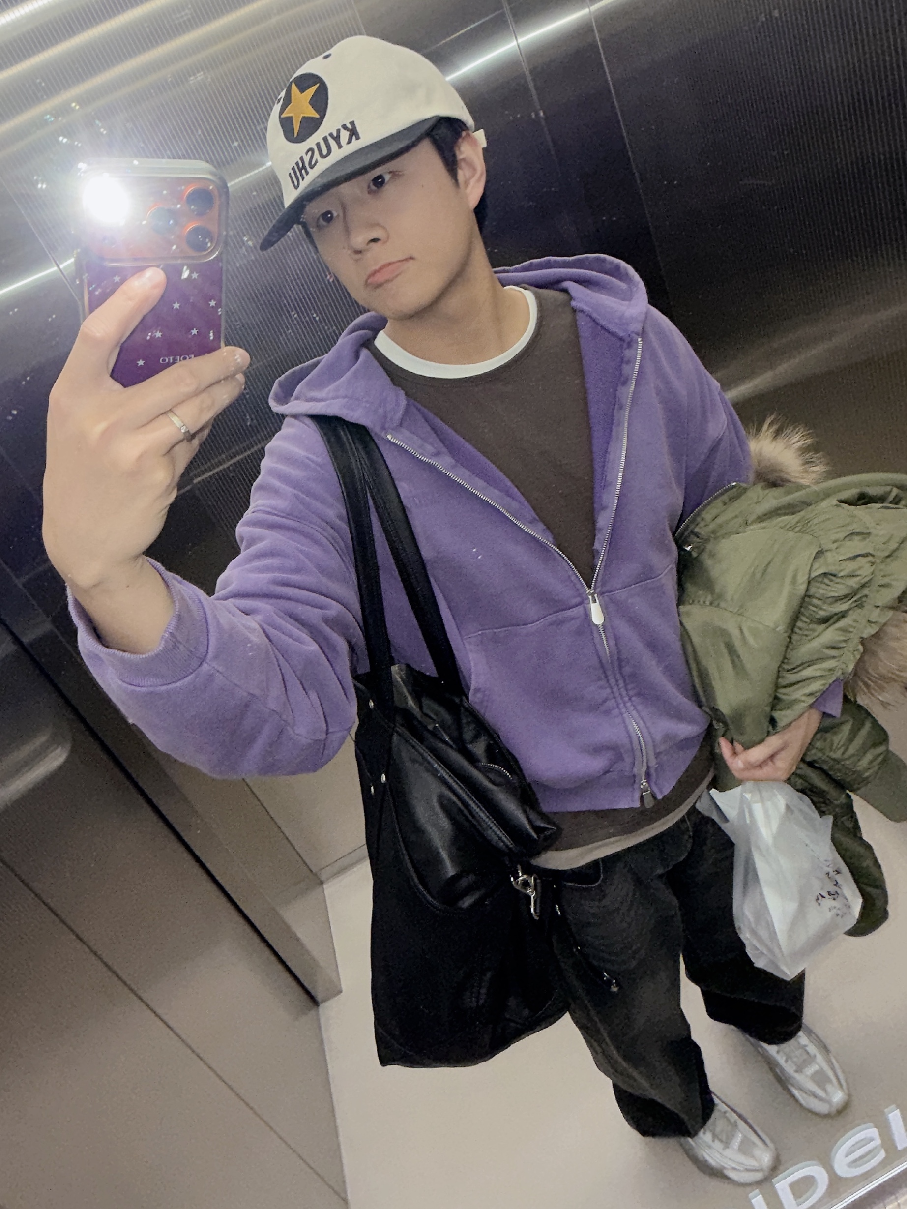 Suade Cropped Washed Hood Zip Up Purple, Thevinylhouse Fur Hooded MA-1 Jacket Khaki 착용 스타일 - 1