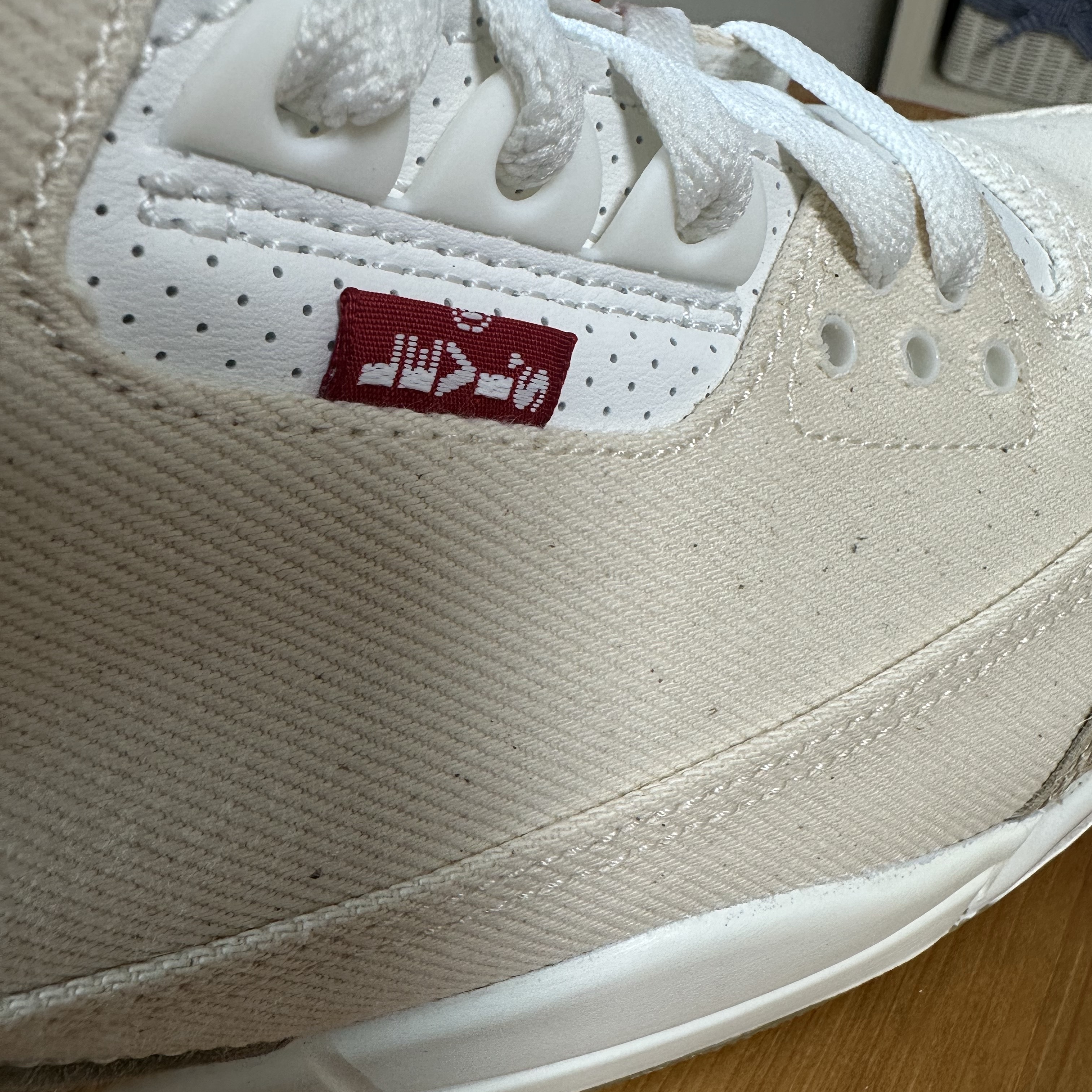 Jordan 3 x Levi’s Ecru Denim 착용 스타일 - 5