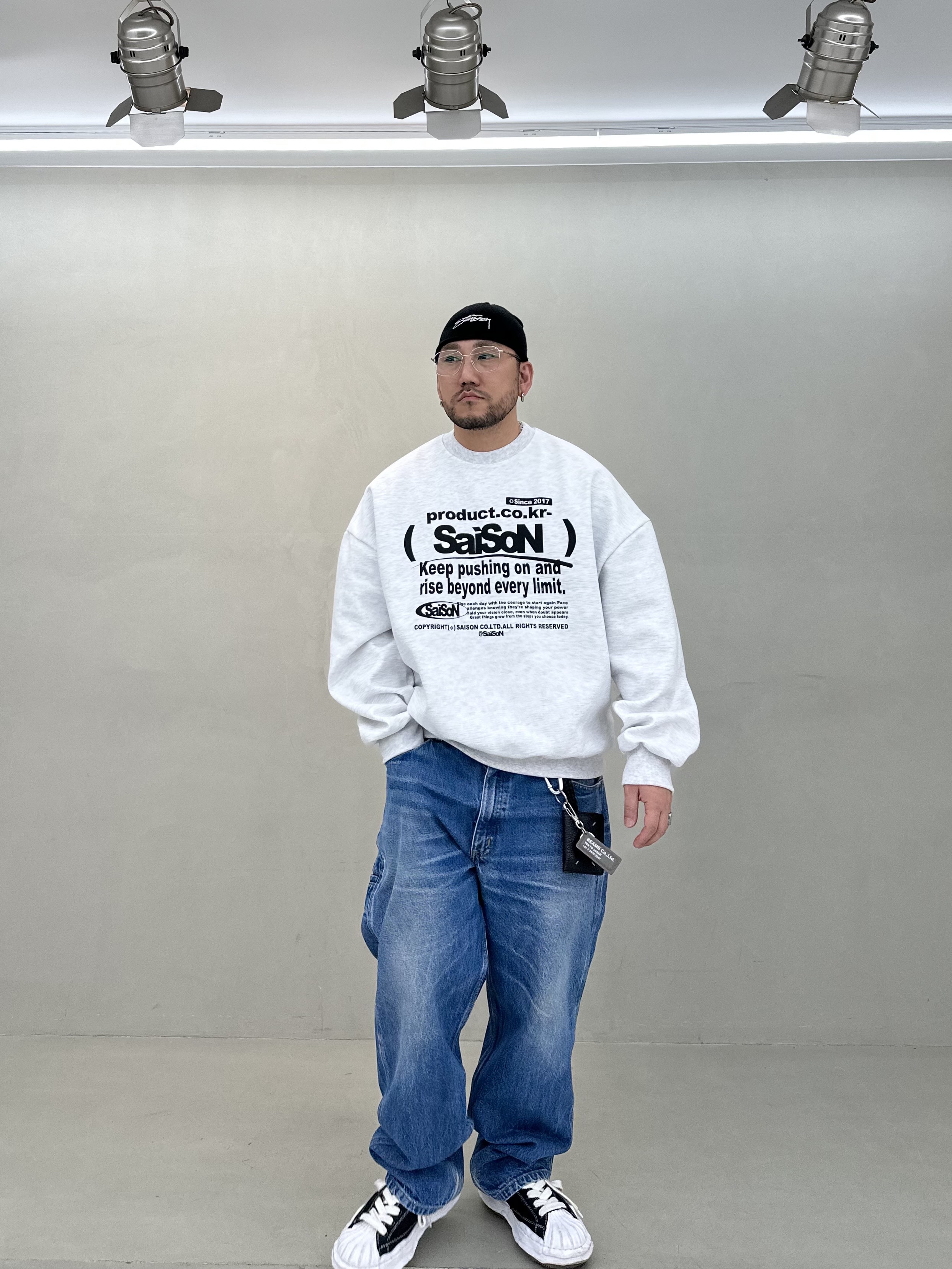 Stussy Skullcap Chain Stitch Rolled Edge Black, Maison Margiela Keyring Wallet Black 착용 스타일 - 2