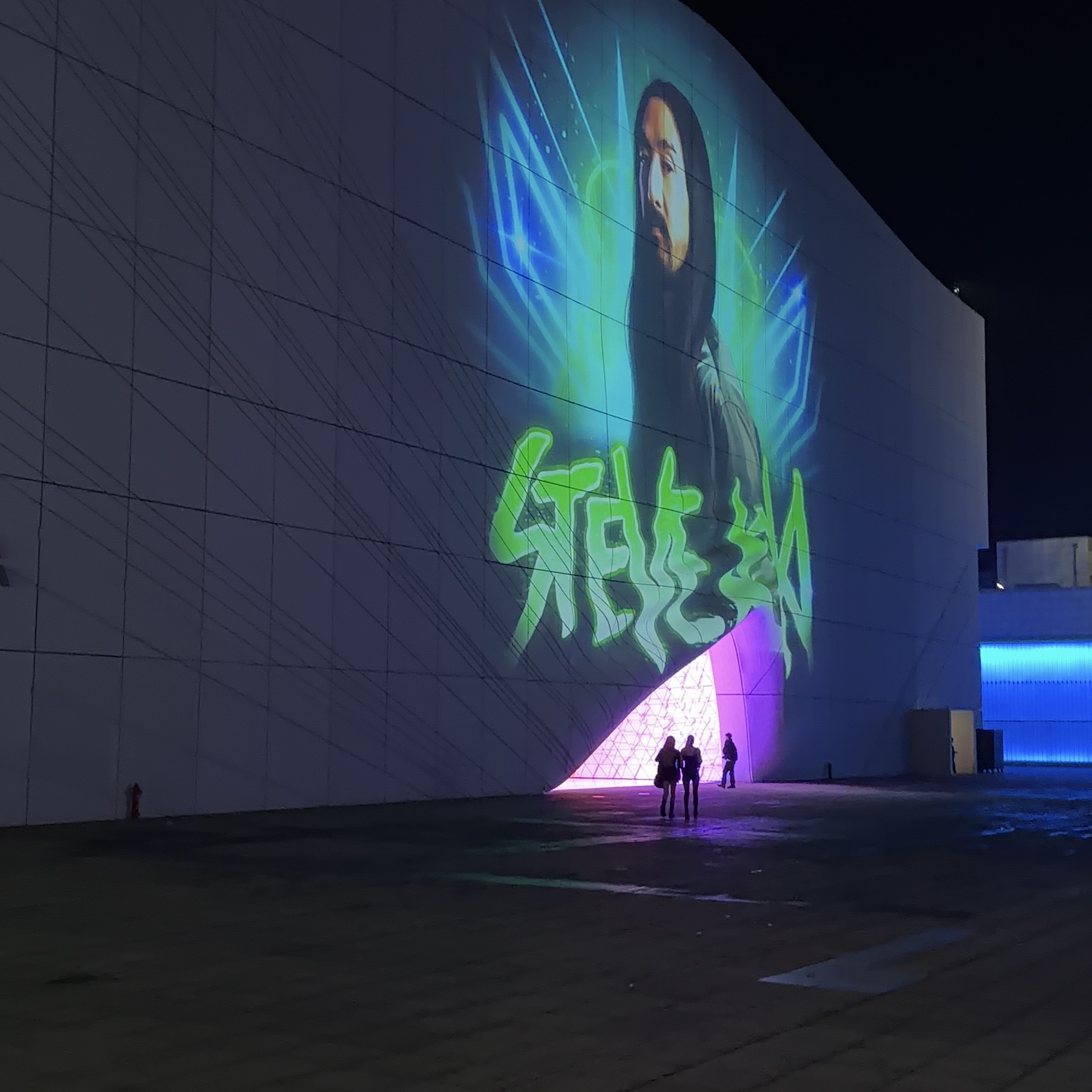 Paradise CHROMA KEY 1 - Steve Aoki (2nd advance reservation), Supreme Mesh Mini Duffle Bag Black - 25SS 착용 스타일 - 3