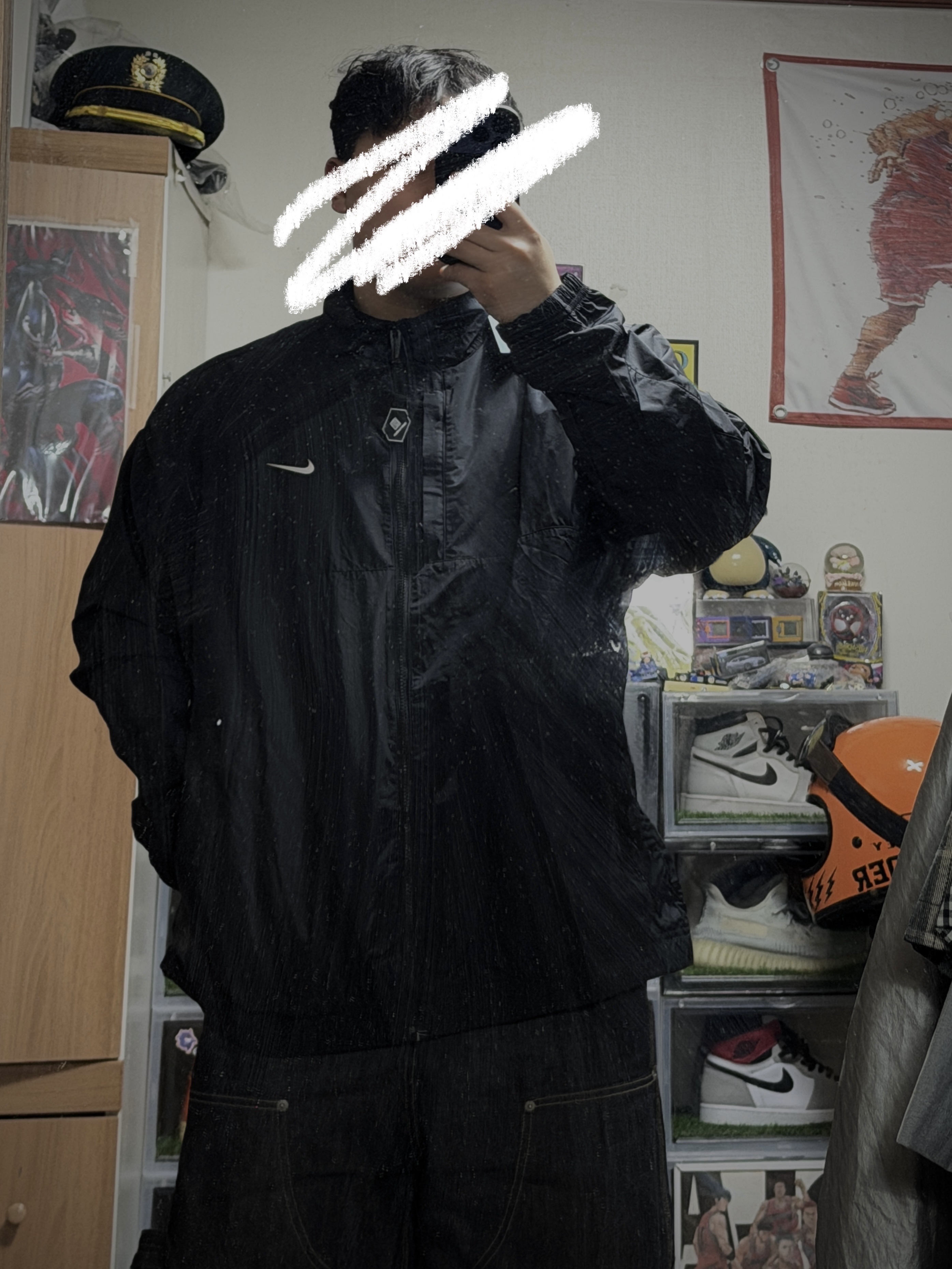 Nike x Drake Nocta Nylon Track Jacket Black (FN7666-010) 착용 스타일 - 2