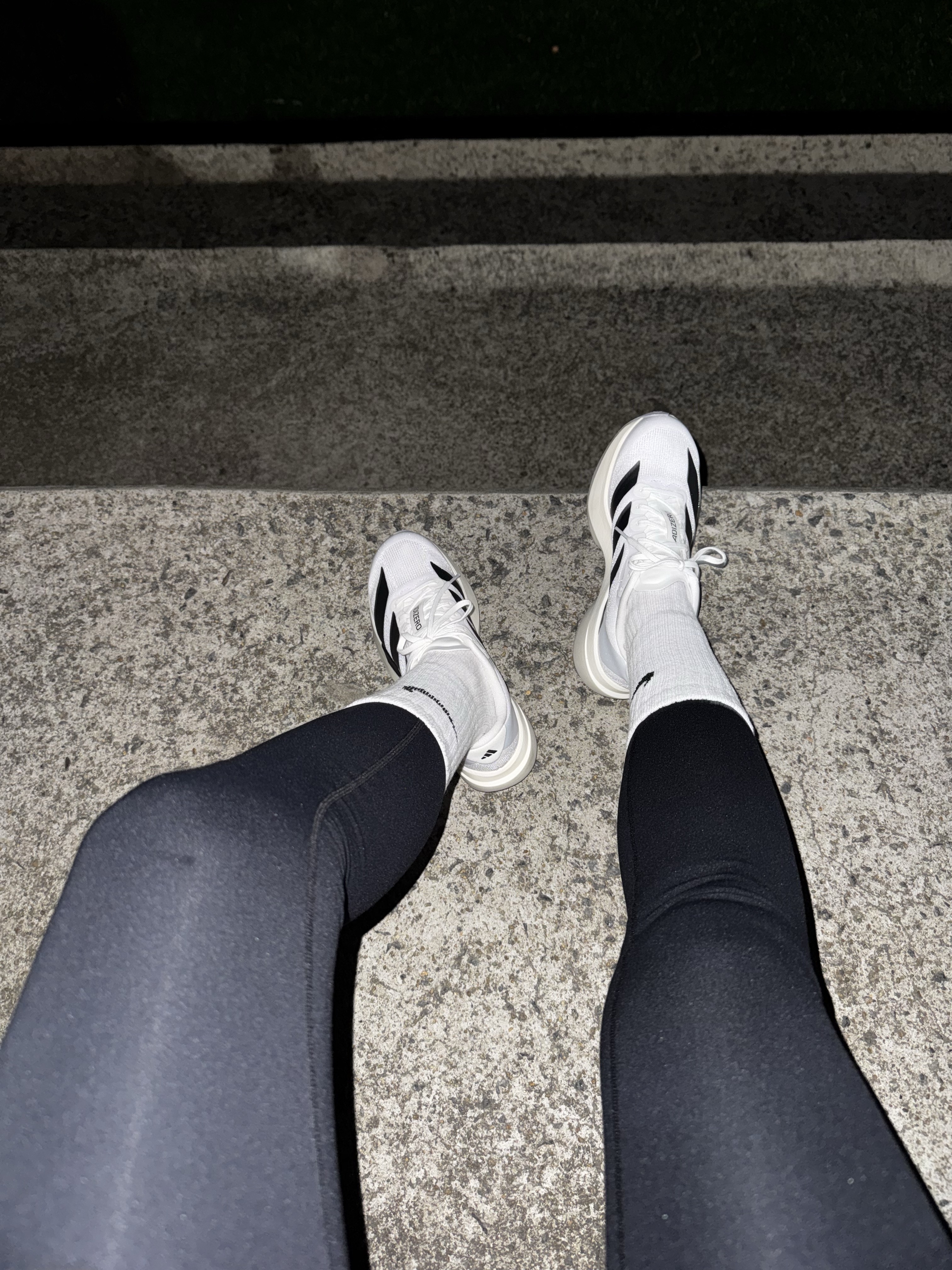 (W) Adidas Adizero EVO SL Cloud White Core Black 착용 스타일 - 4
