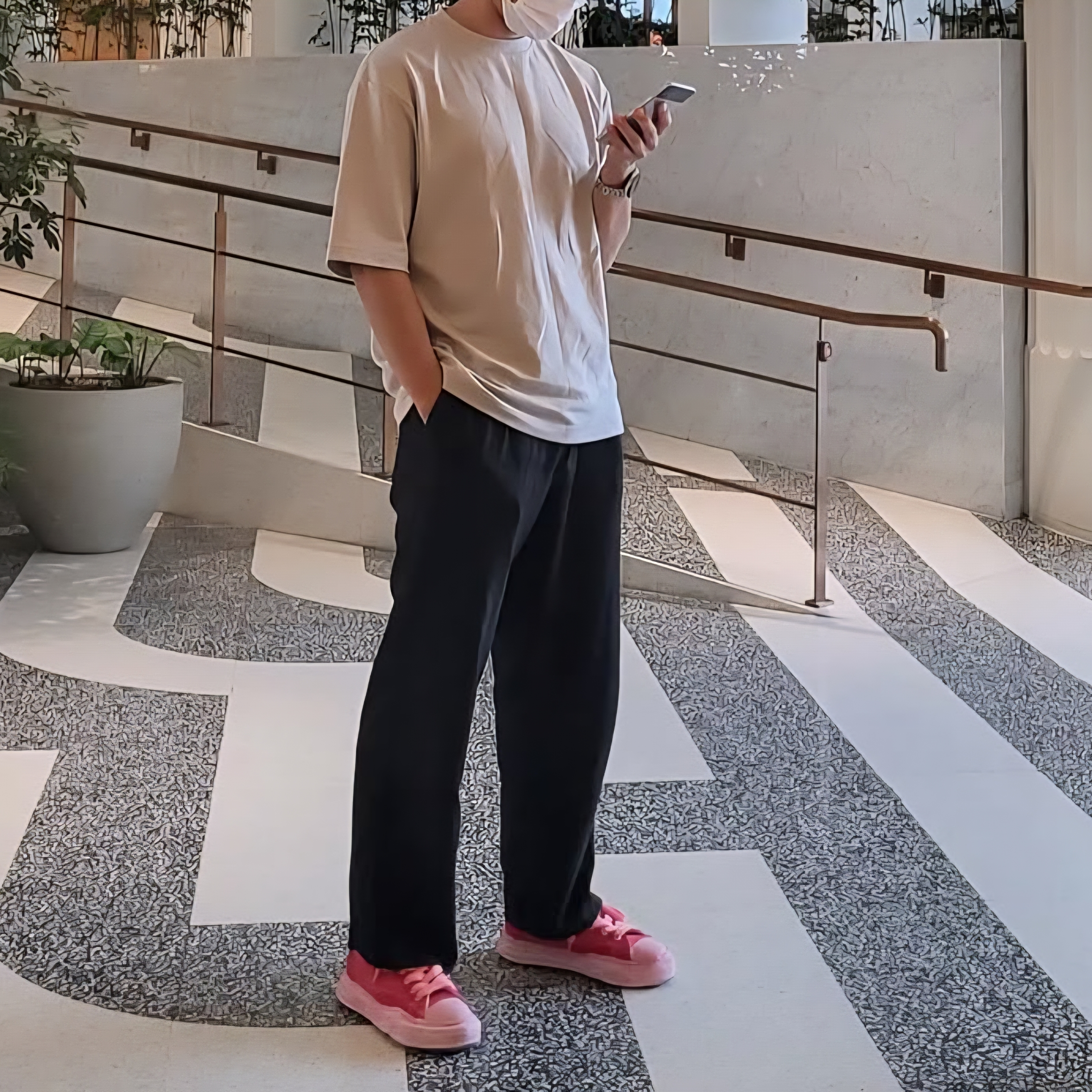Maison Mihara Yasuhiro Peterson OD OG Sole Canvas Low-top Sneakers Pink 착용 스타일