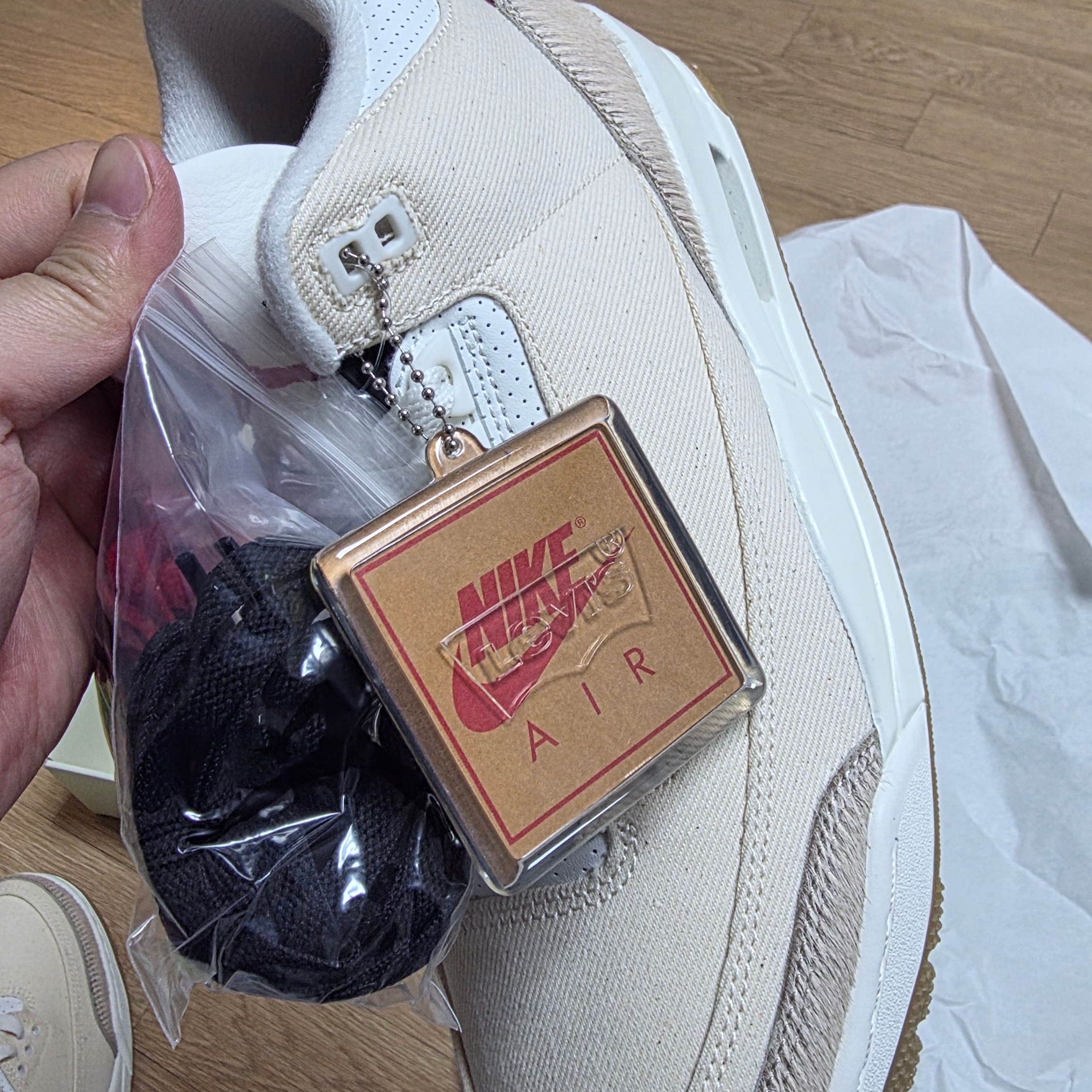 Jordan 3 x Levi’s Ecru Denim 착용 스타일 - 9
