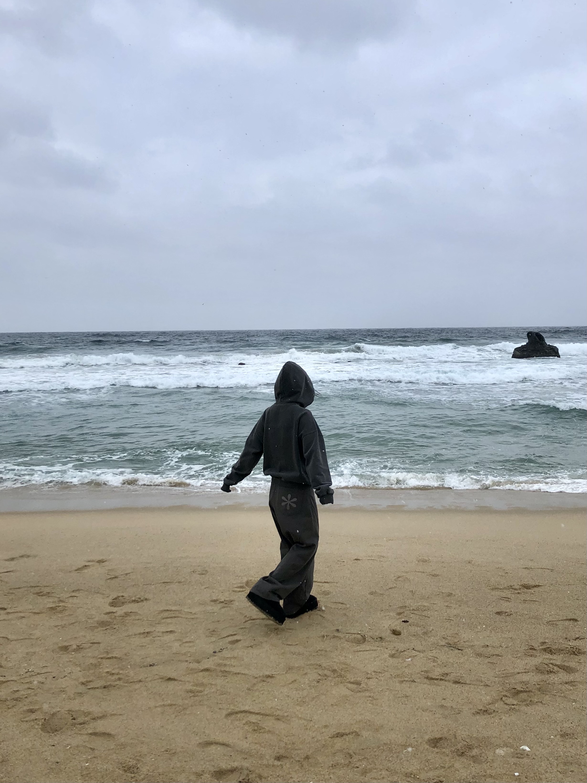 Riomeu Pigment Heavy Sweat Burton Hoodie Charcoal 착용 스타일 - 9
