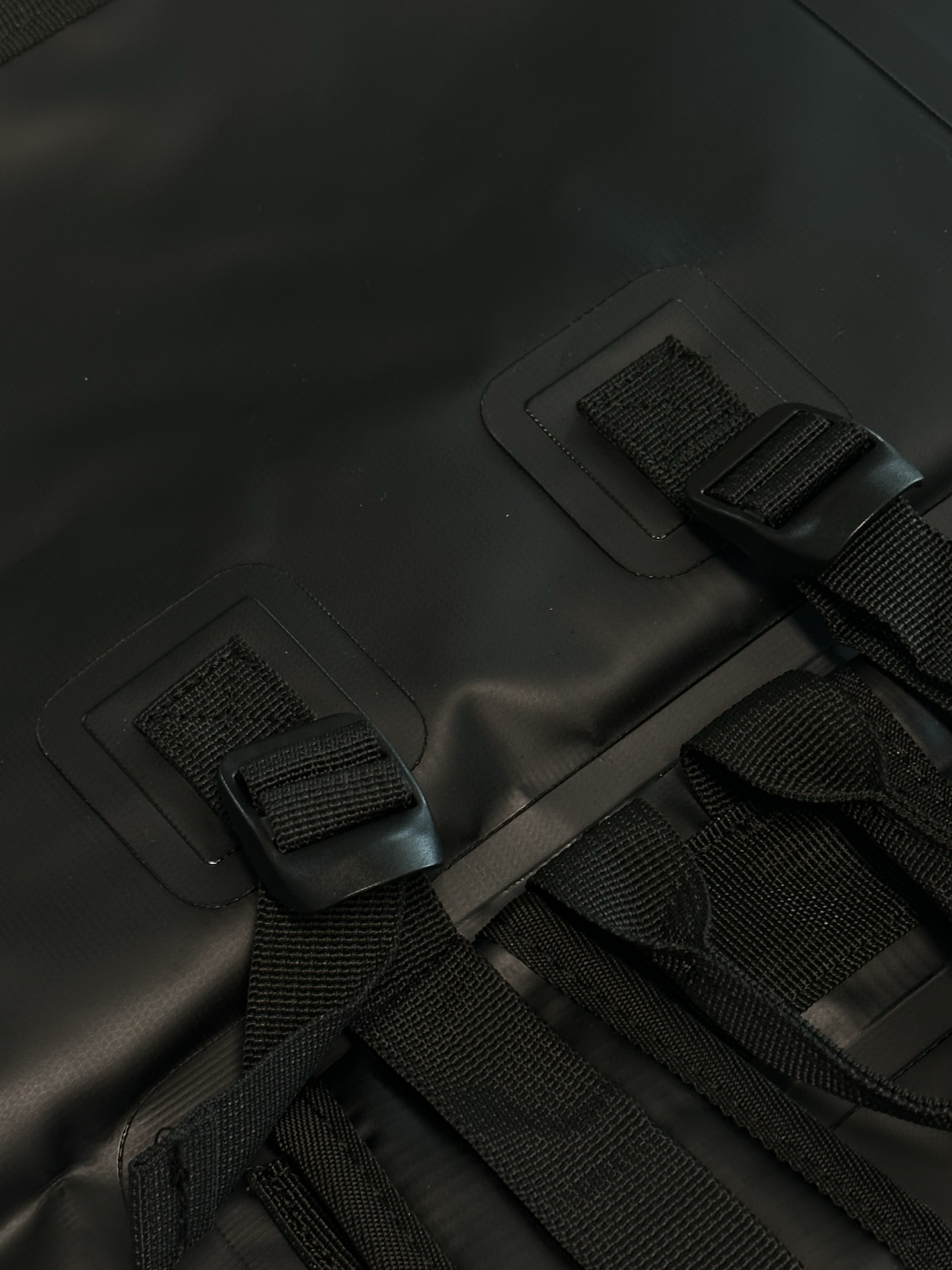 Yeezy BP-01 Black 착용 스타일 - 4