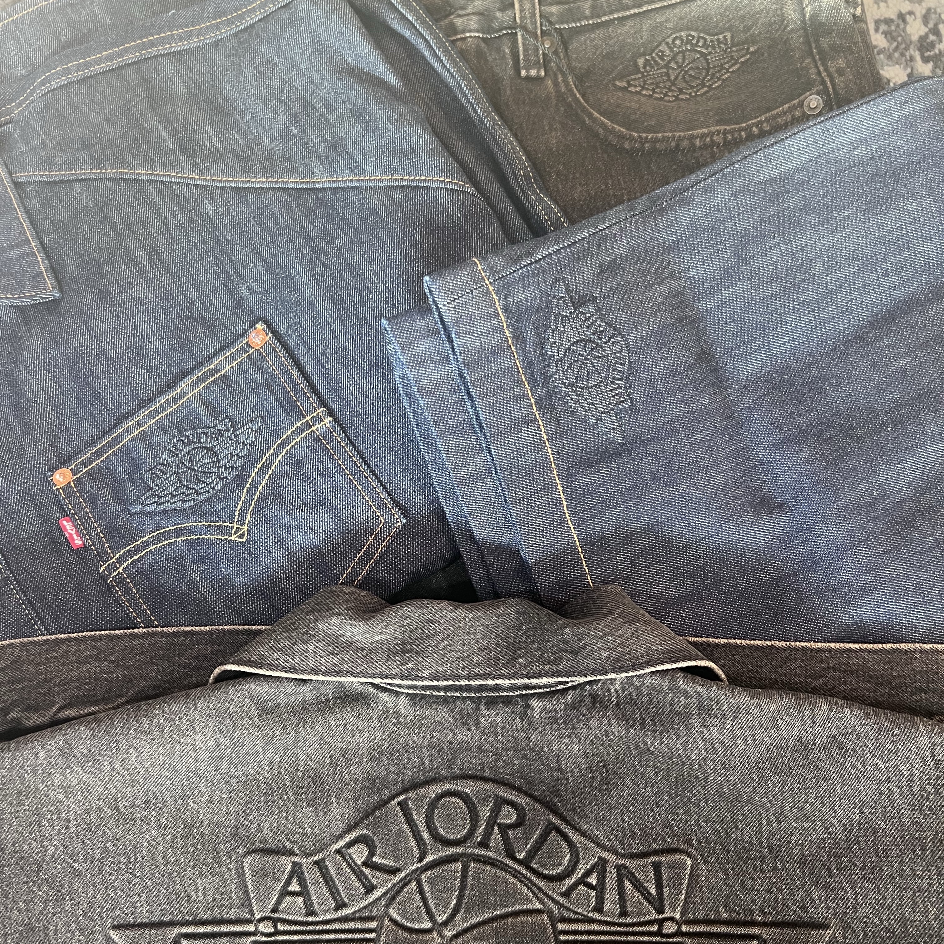 Levi's x Jordan Type III Trucker Black, Levi's x Jordan Baggy Shorts Indigo 착용 스타일