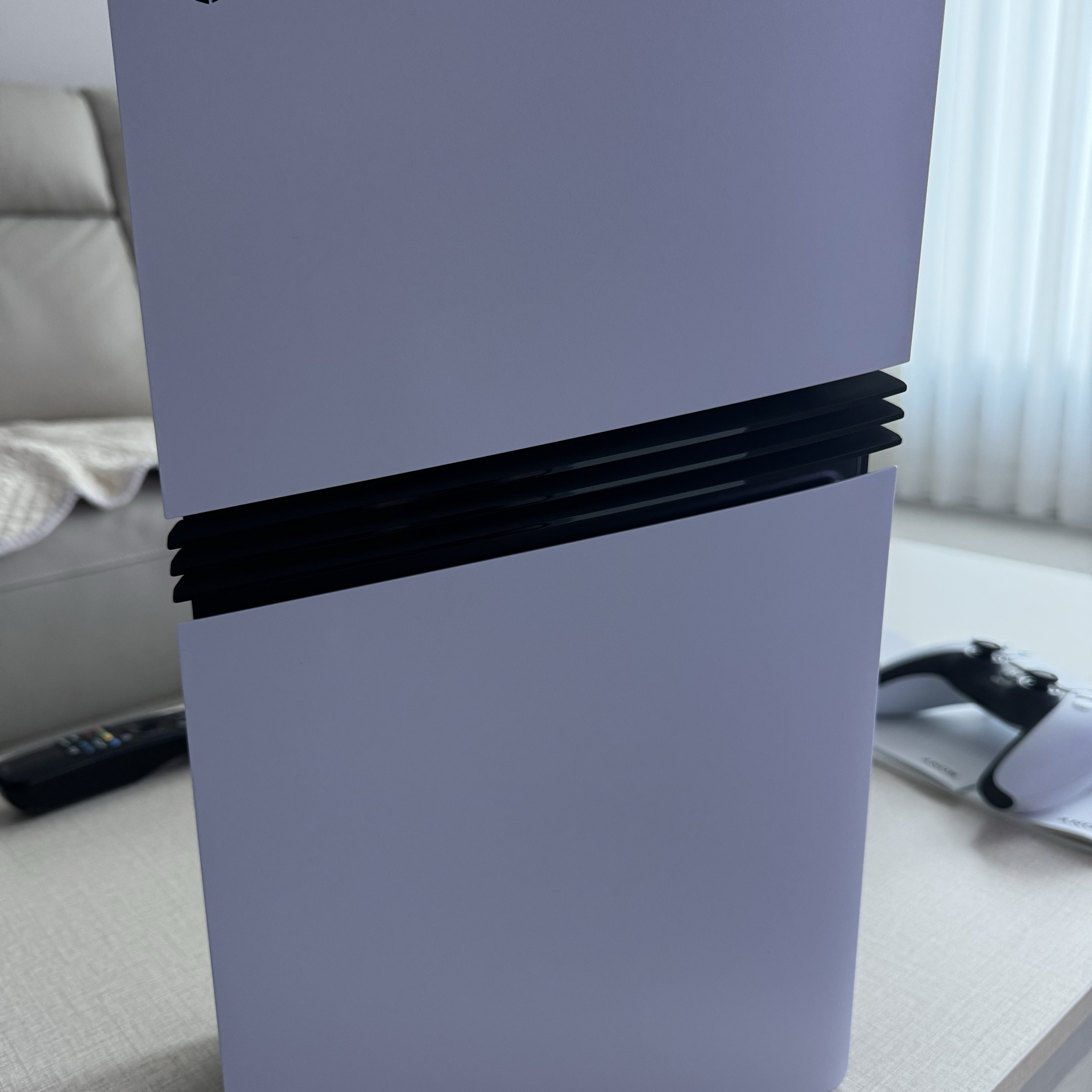 [7% 적립] PlayStation 5 Pro - 2TB 착용 스타일