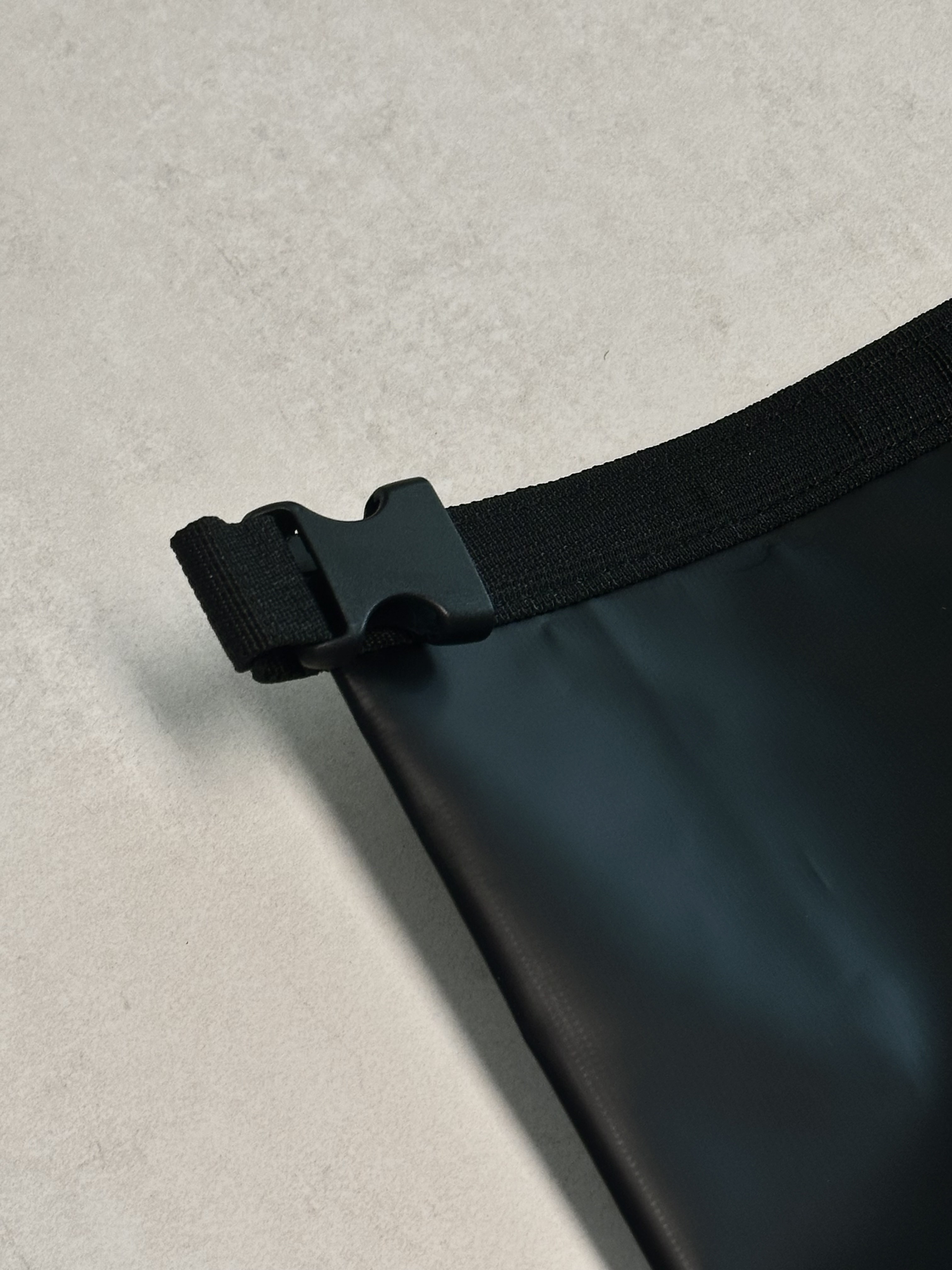 Yeezy BP-01 Black 착용 스타일 - 7