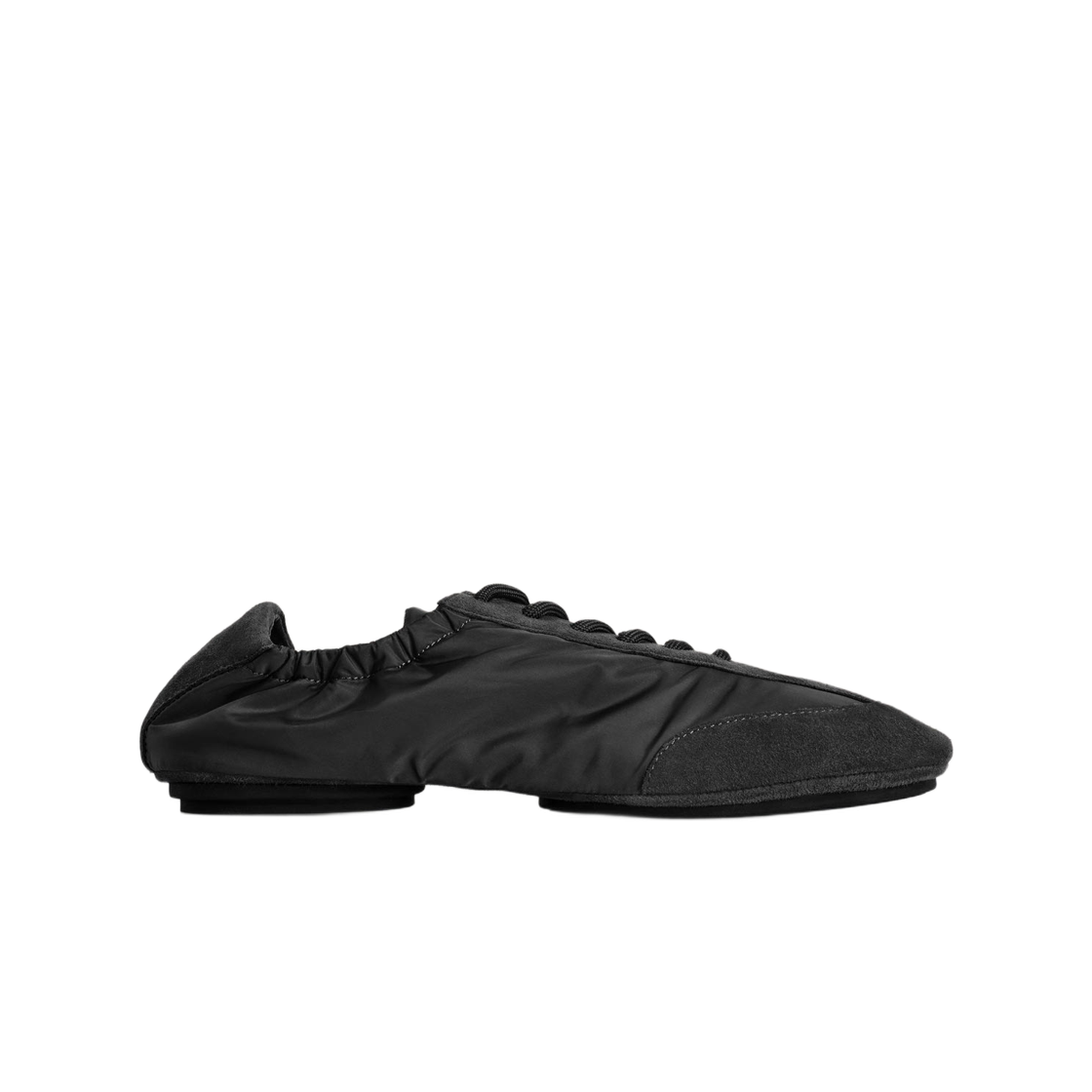 (W) 코스 스웨이드 나일론 발레 트레이너 블랙((W) COS Suede Nylon Ballet Trainers Black)