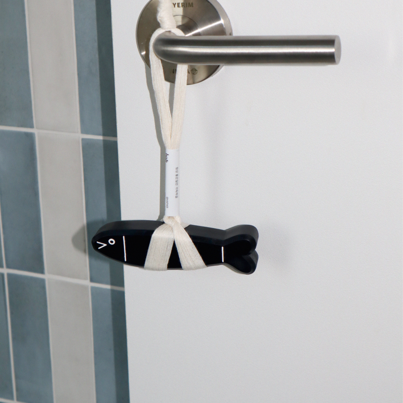 [KREAM 단독][선물 포장] 햅 액막이 명태 오너먼트 블랙([KREAM 단독][선물 포장] HAP Luck pollack ornaments black) - 2