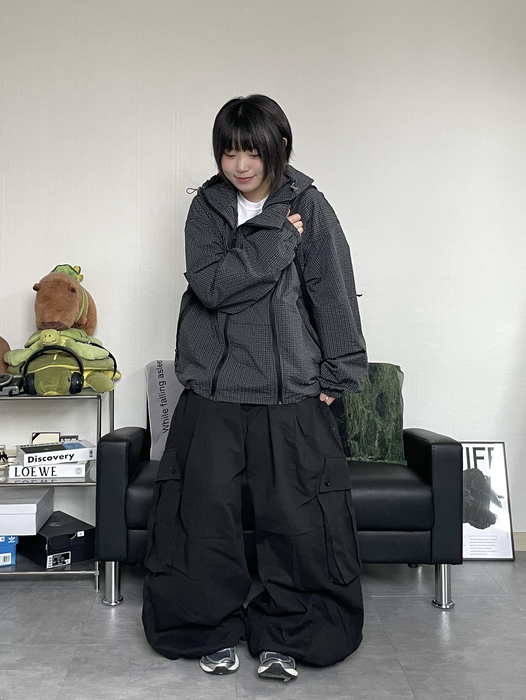 Asics Unlimited Gel-Kayano 14 Carrier Grey Black, Supreme Backpack Black - 24SS 착용 스타일 - 3